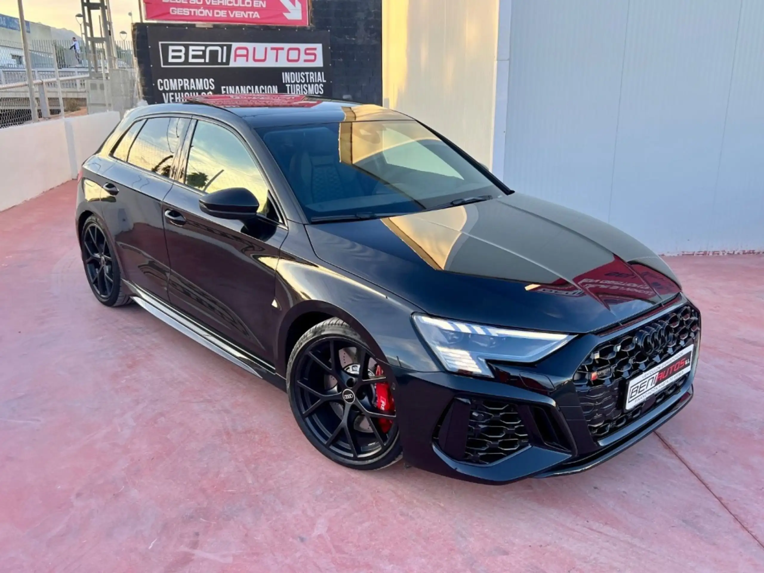 Audi - RS3