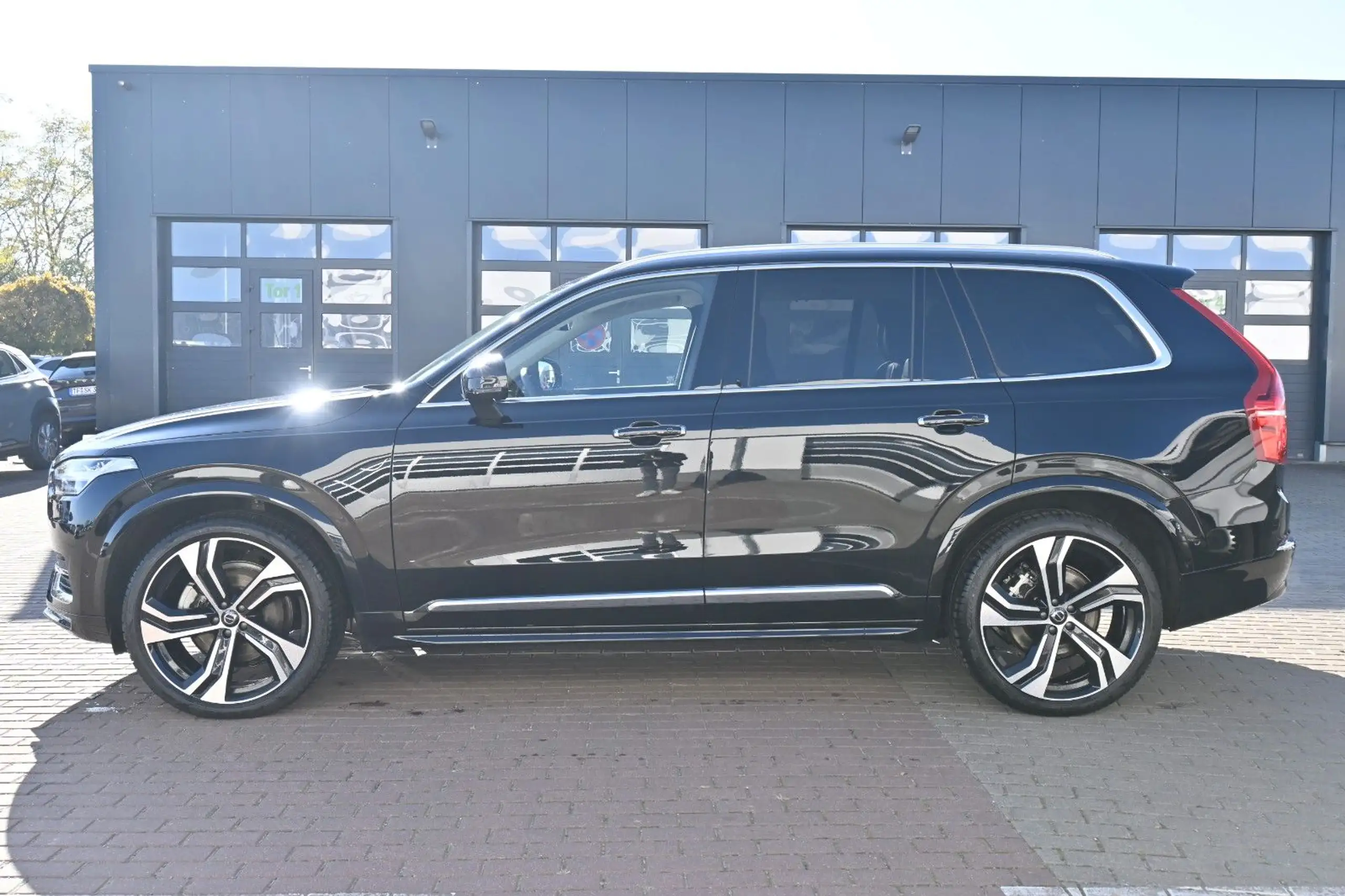 Volvo - XC90