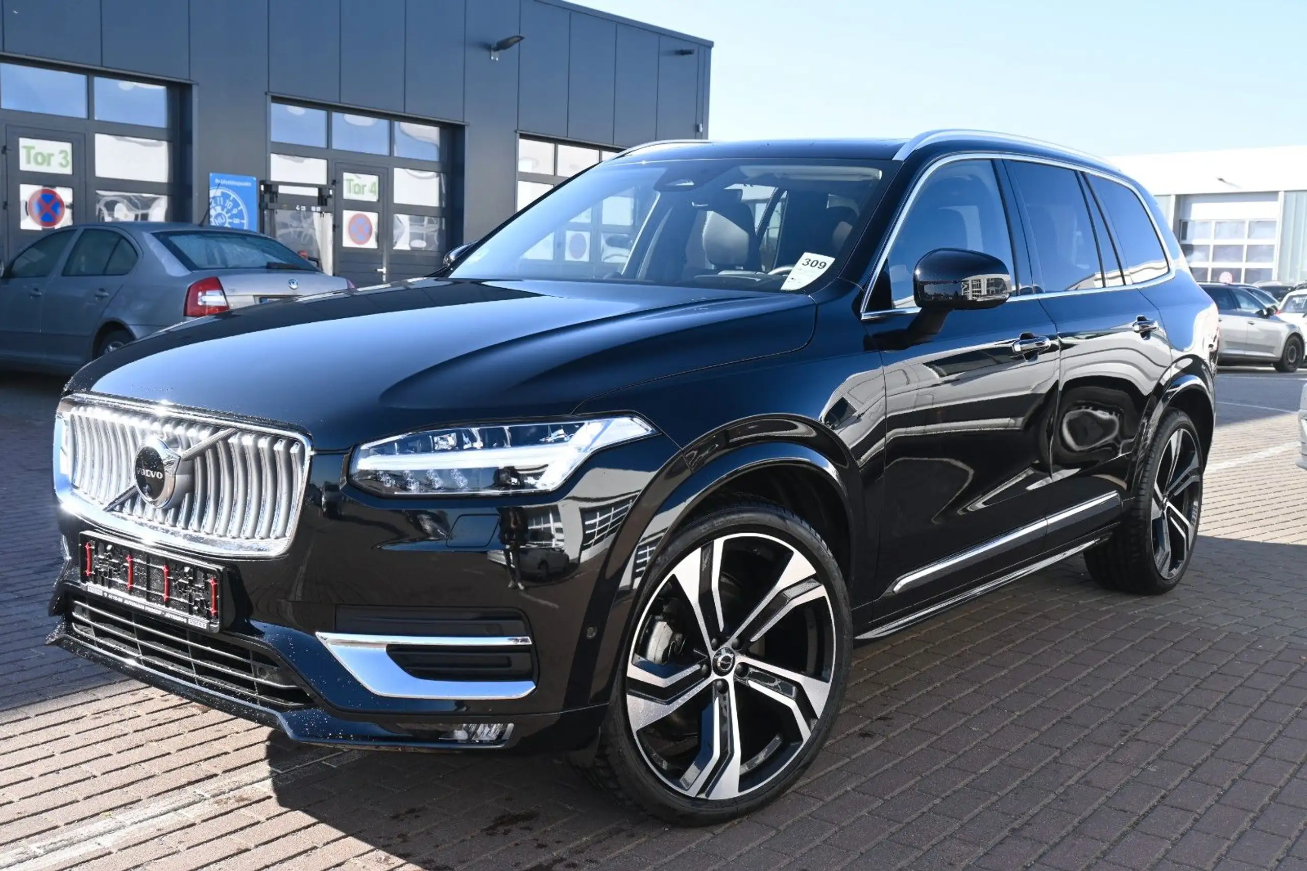 Volvo - XC90