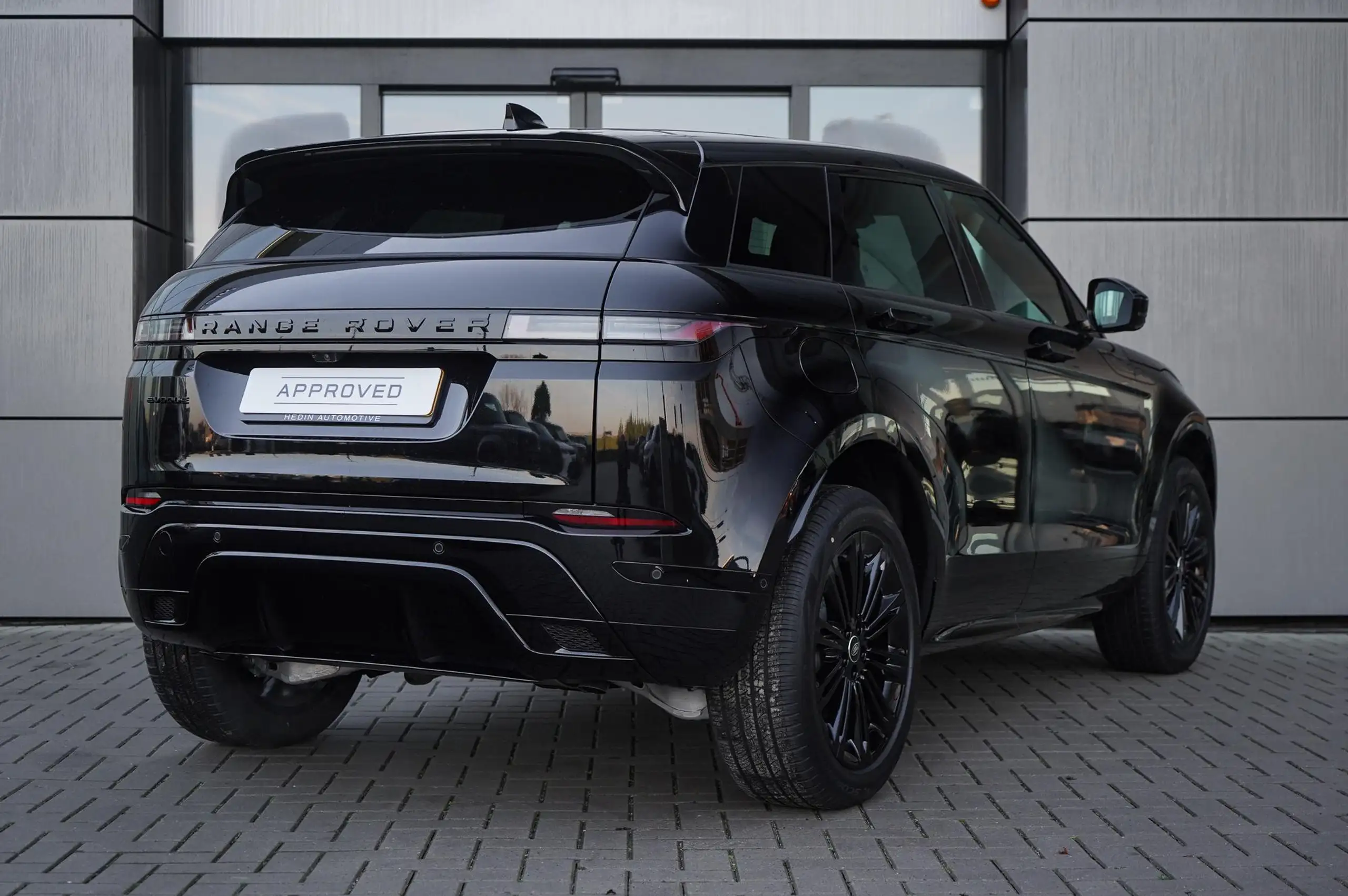 Land Rover - Range Rover Evoque