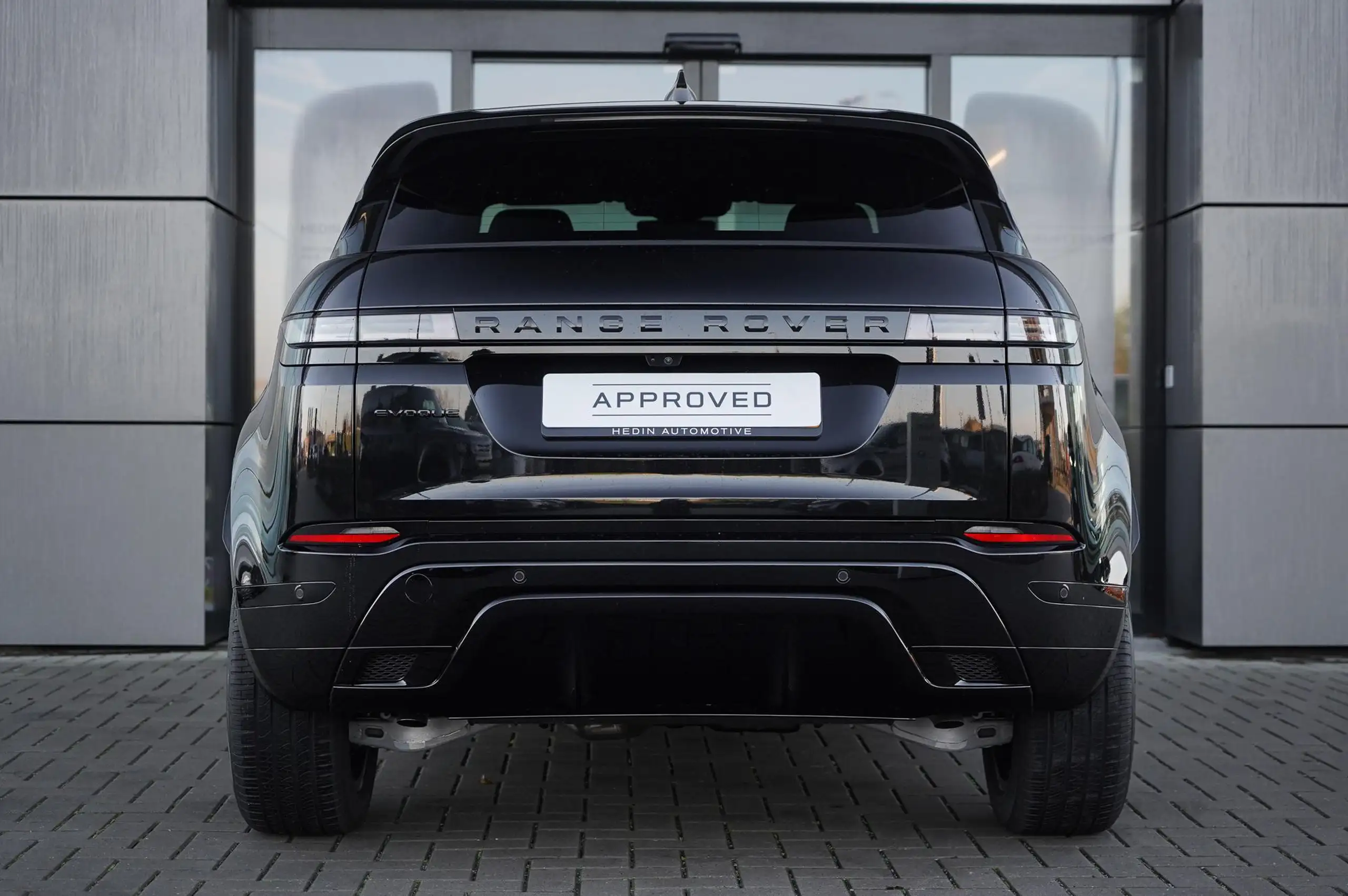 Land Rover - Range Rover Evoque