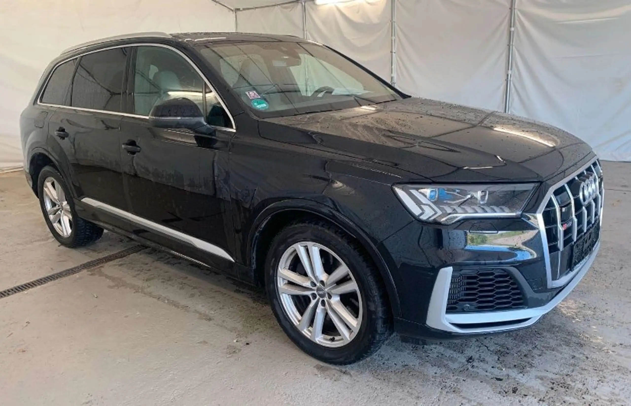 Audi - SQ7