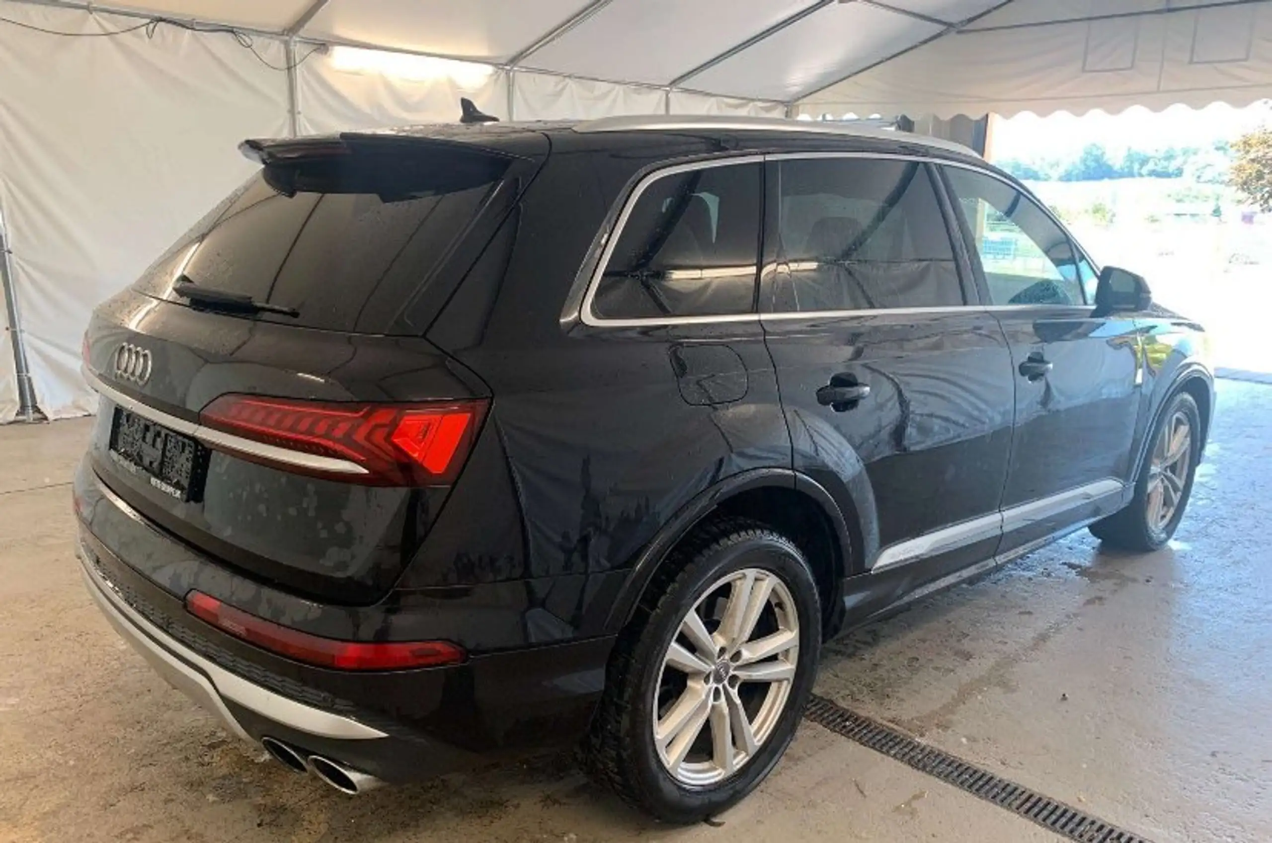 Audi - SQ7