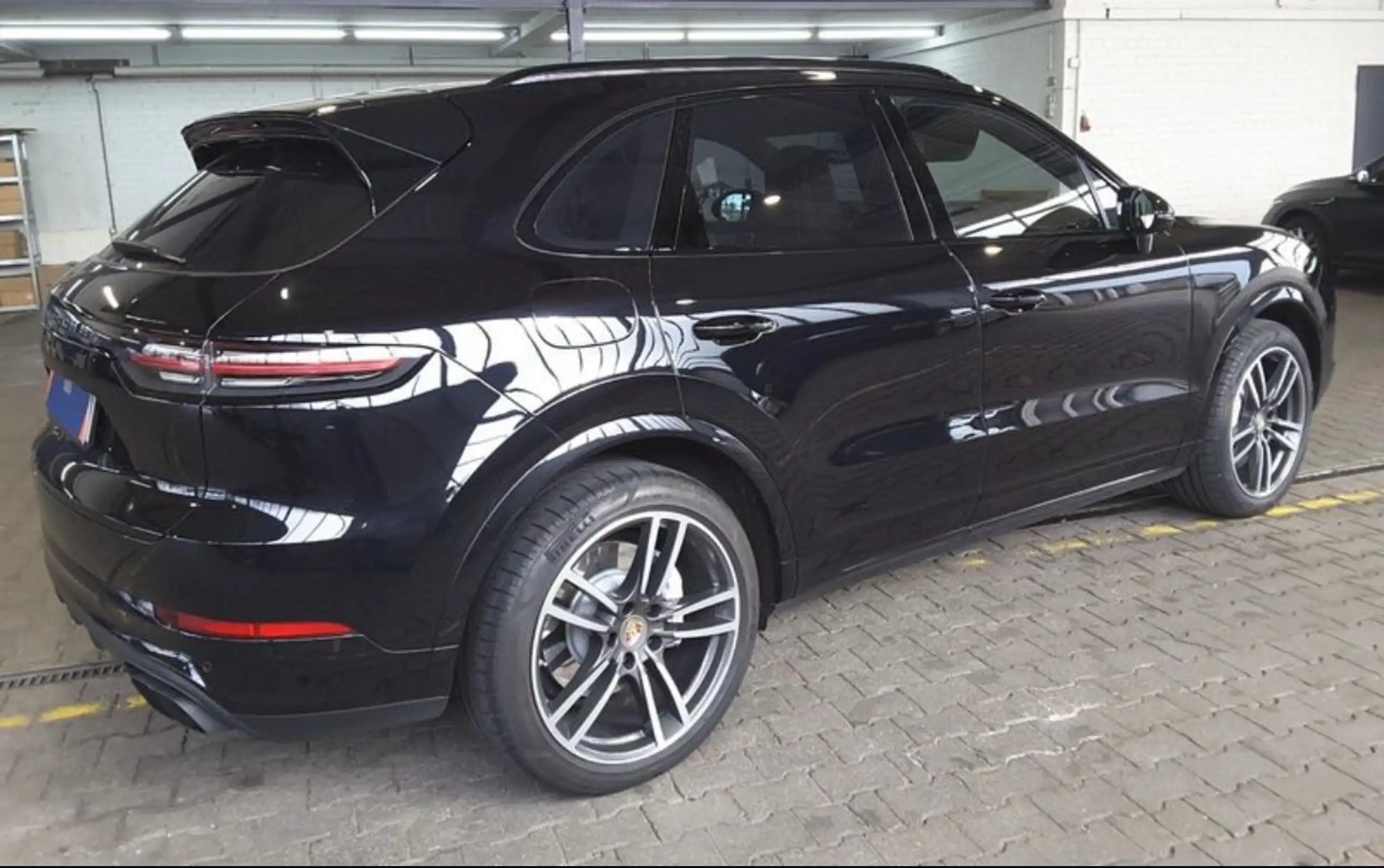 Porsche - Cayenne