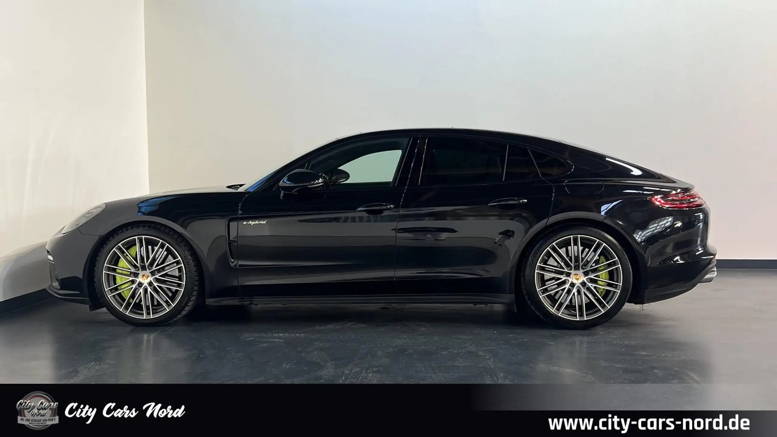 Porsche - Panamera