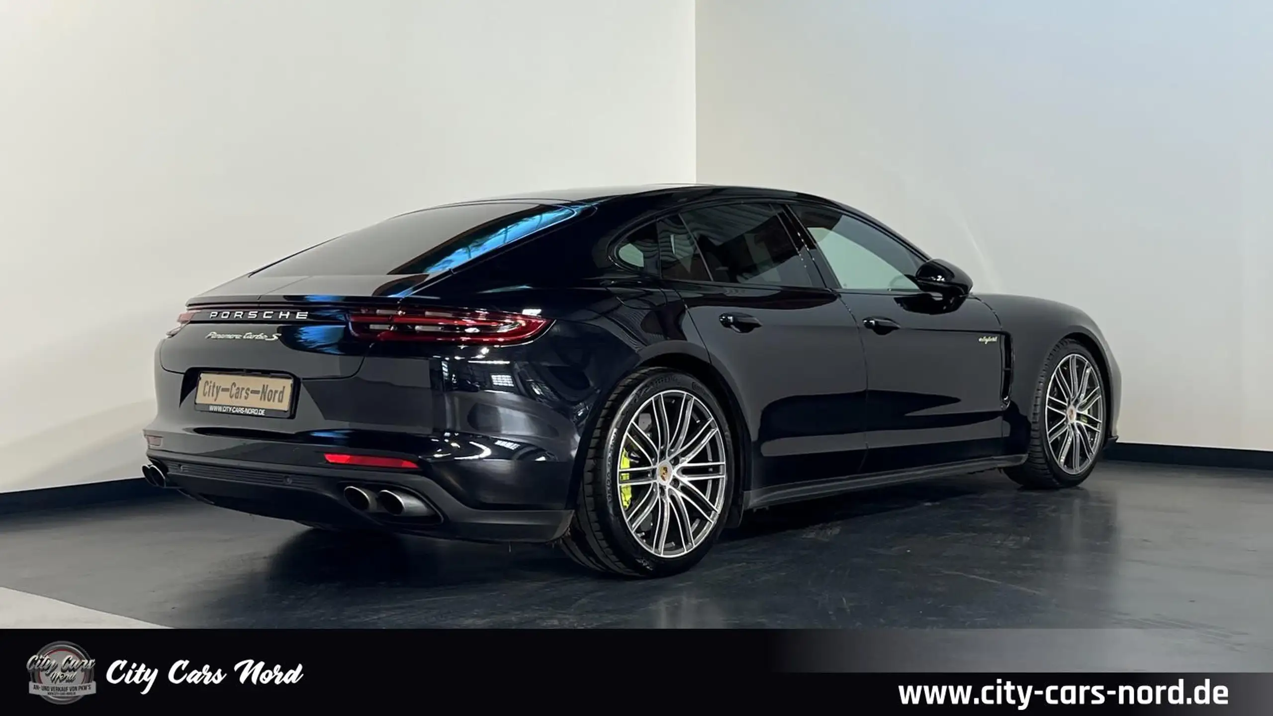 Porsche - Panamera