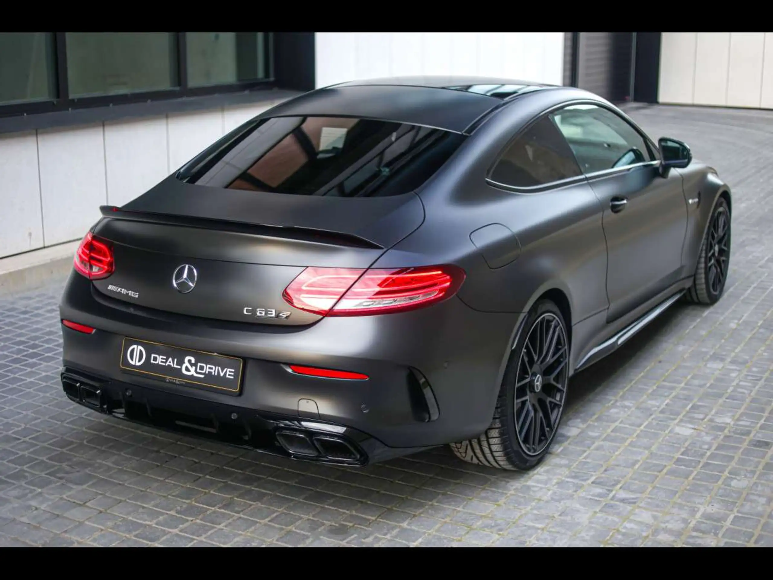 Mercedes-Benz - C 63 AMG