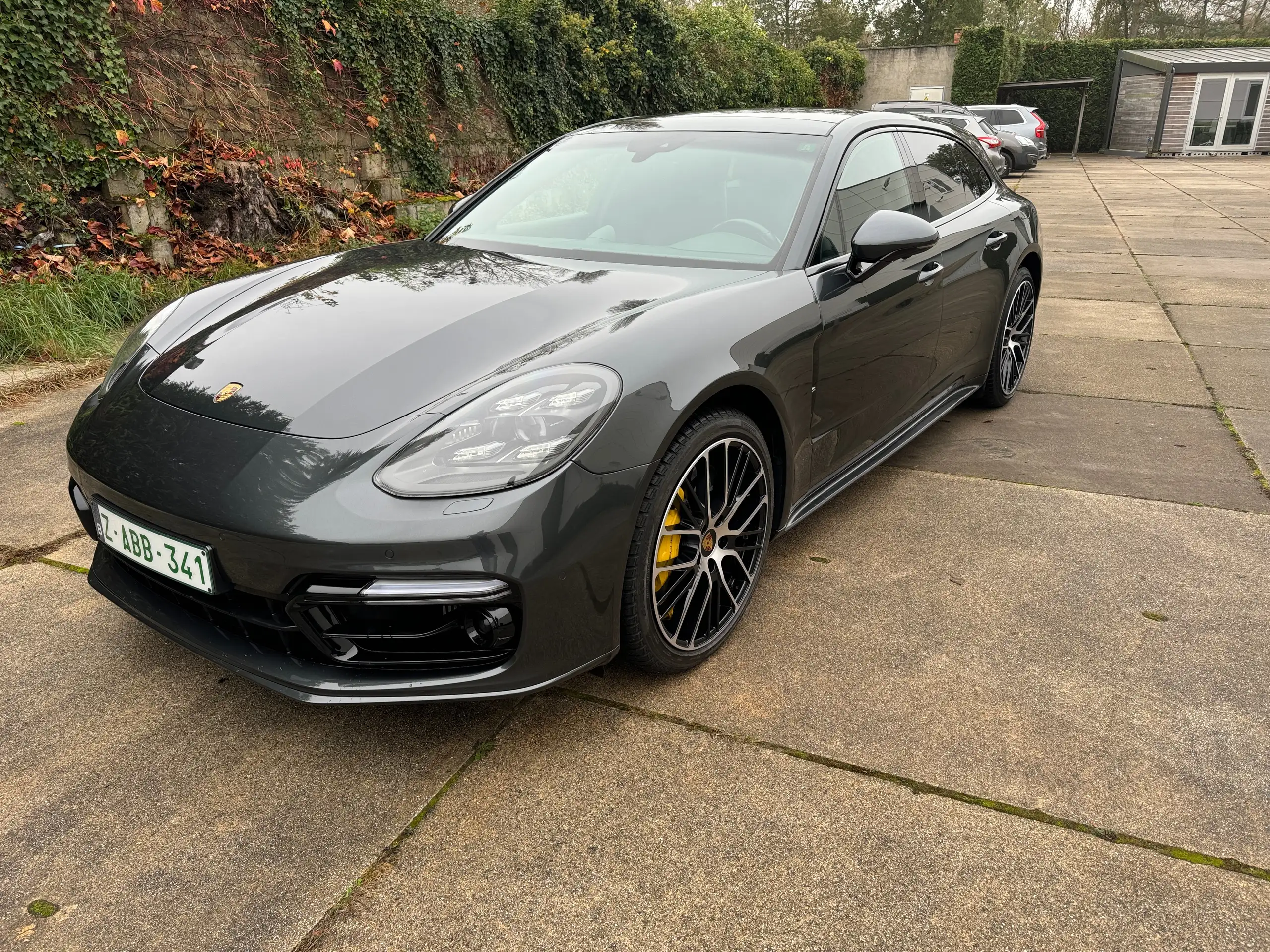 Porsche - Panamera