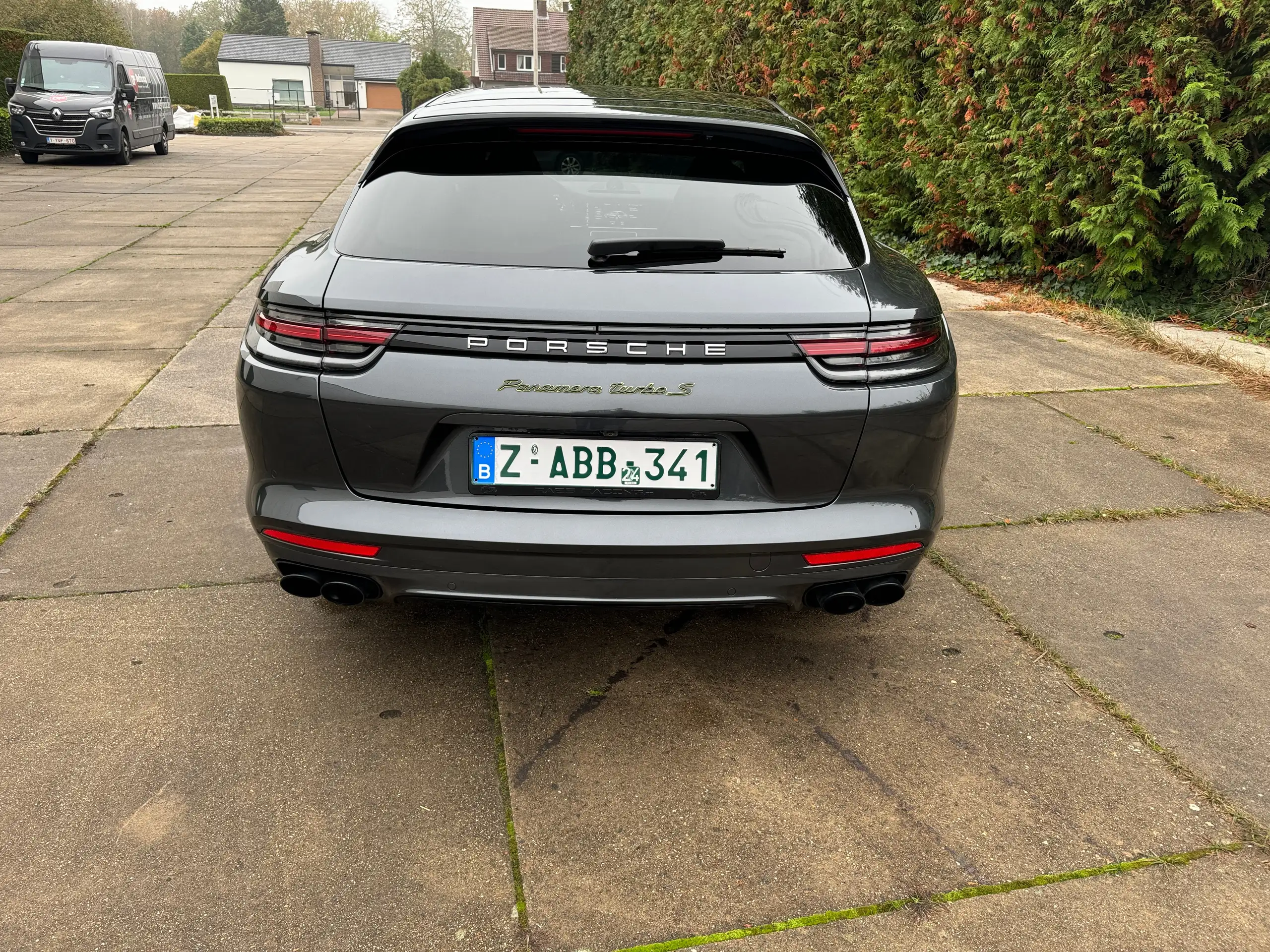 Porsche - Panamera