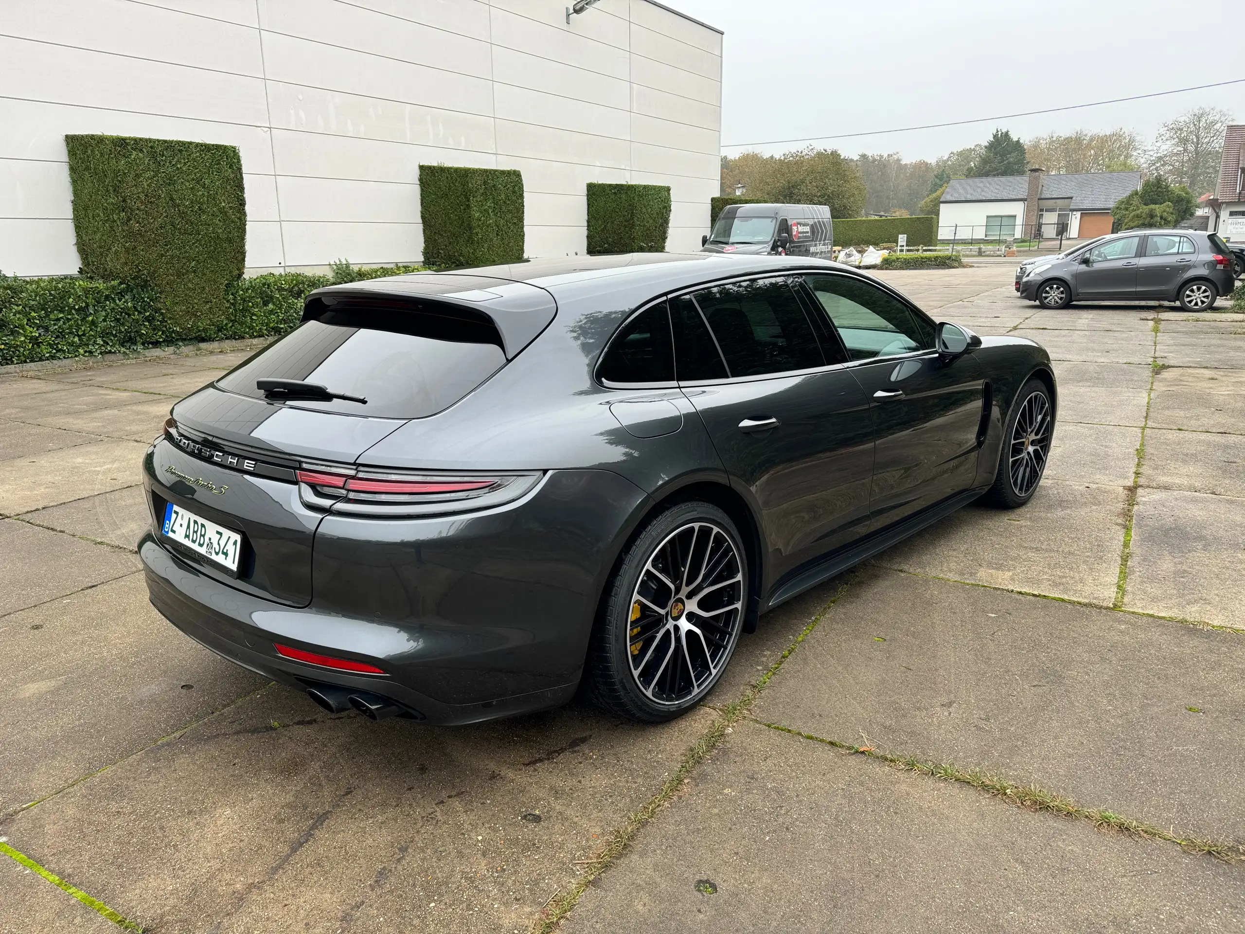 Porsche - Panamera