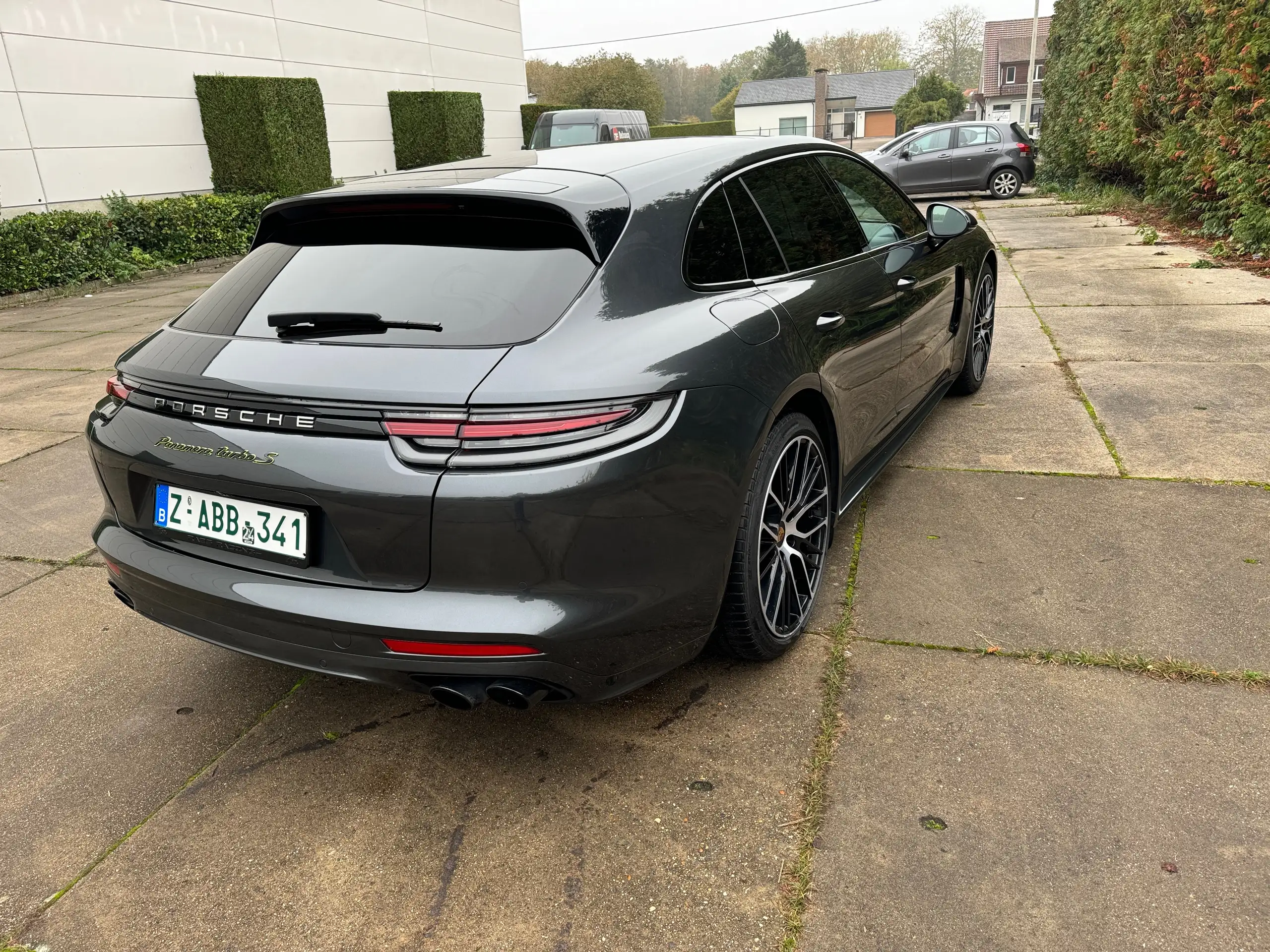 Porsche - Panamera