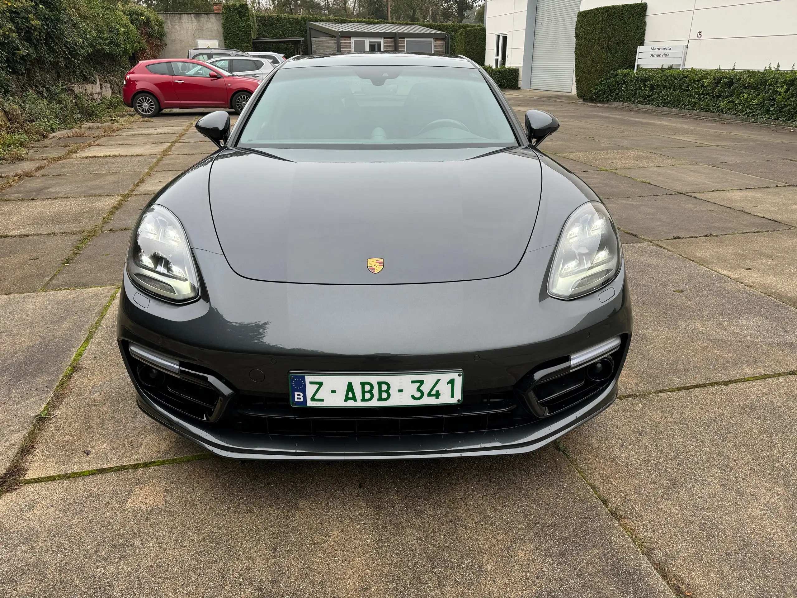 Porsche - Panamera