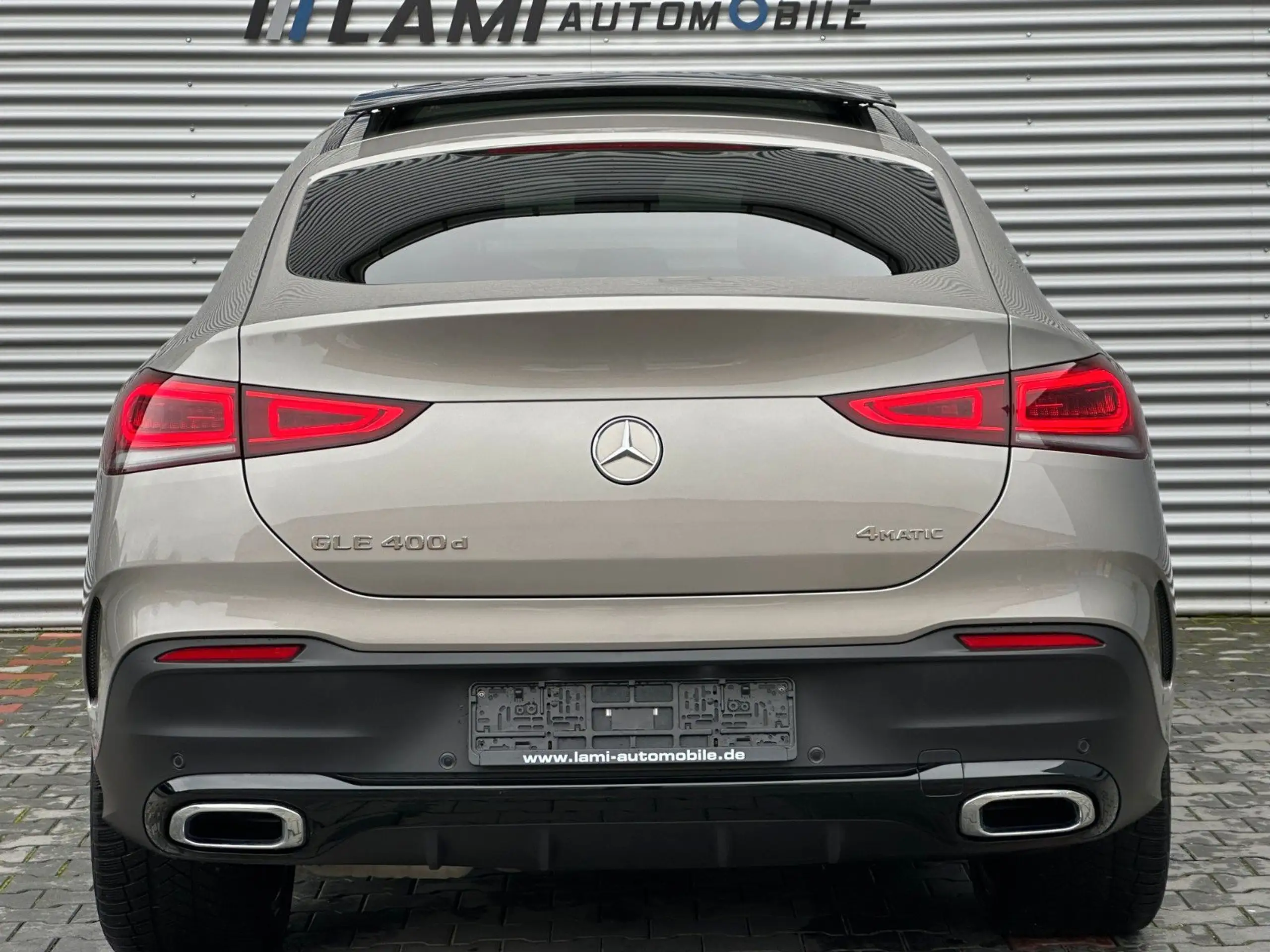 Mercedes-Benz - GLE 400