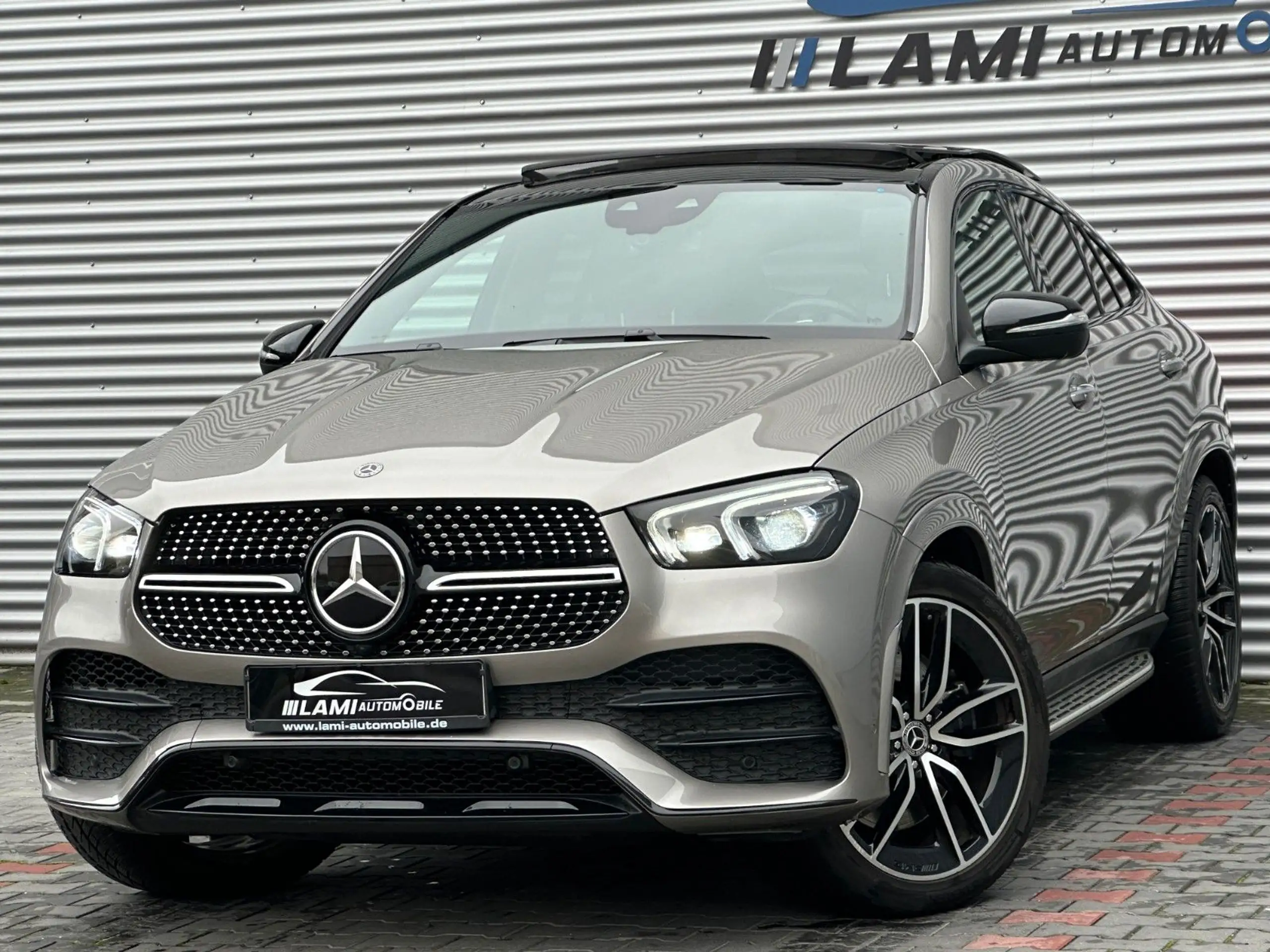 Mercedes-Benz - GLE 400