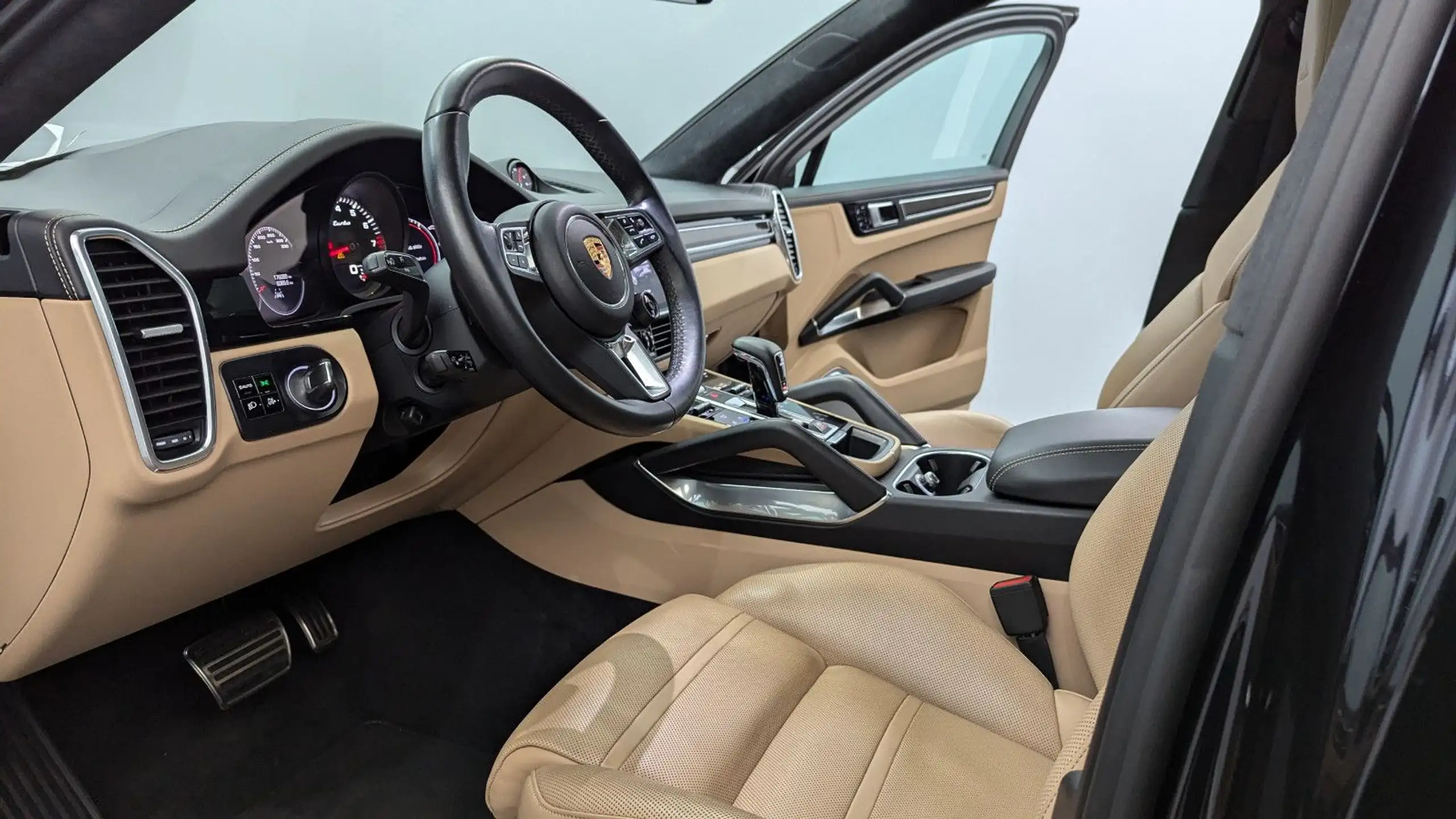 Porsche - Cayenne