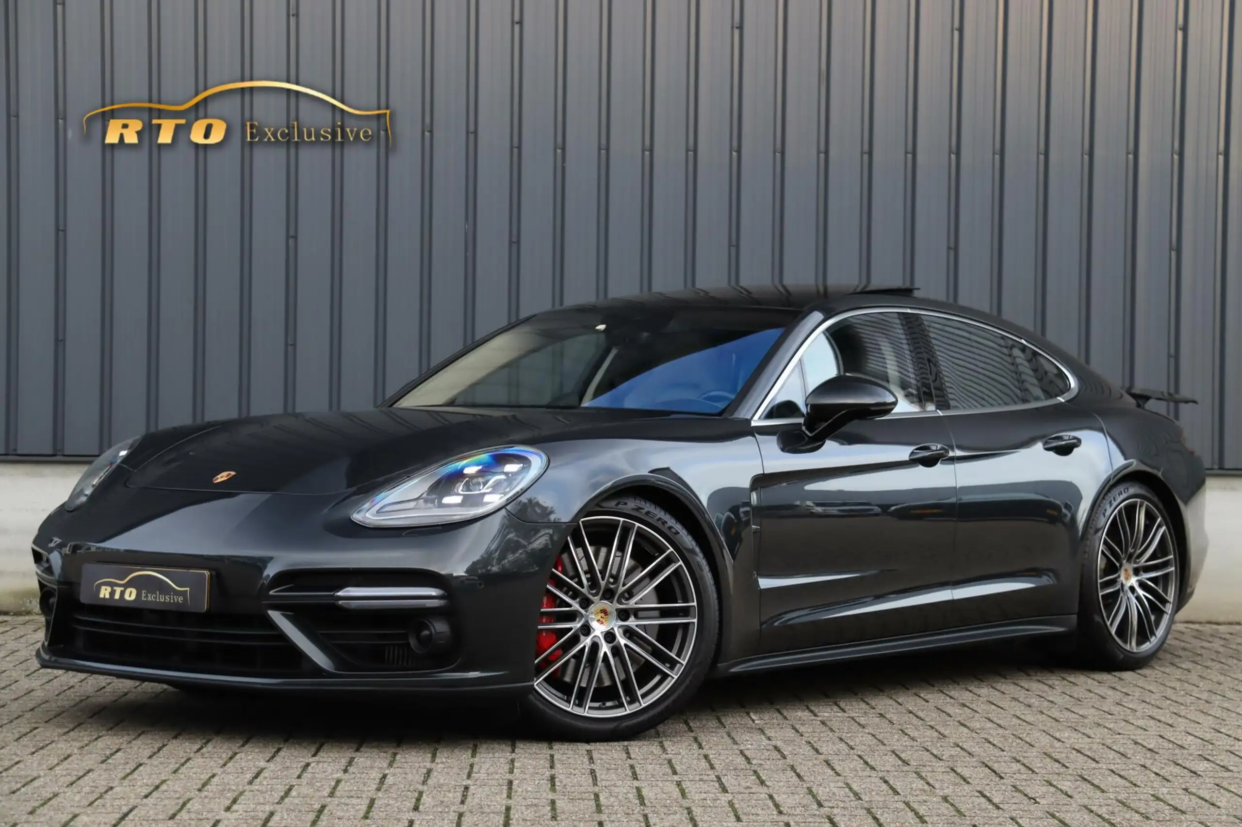 Porsche - Panamera