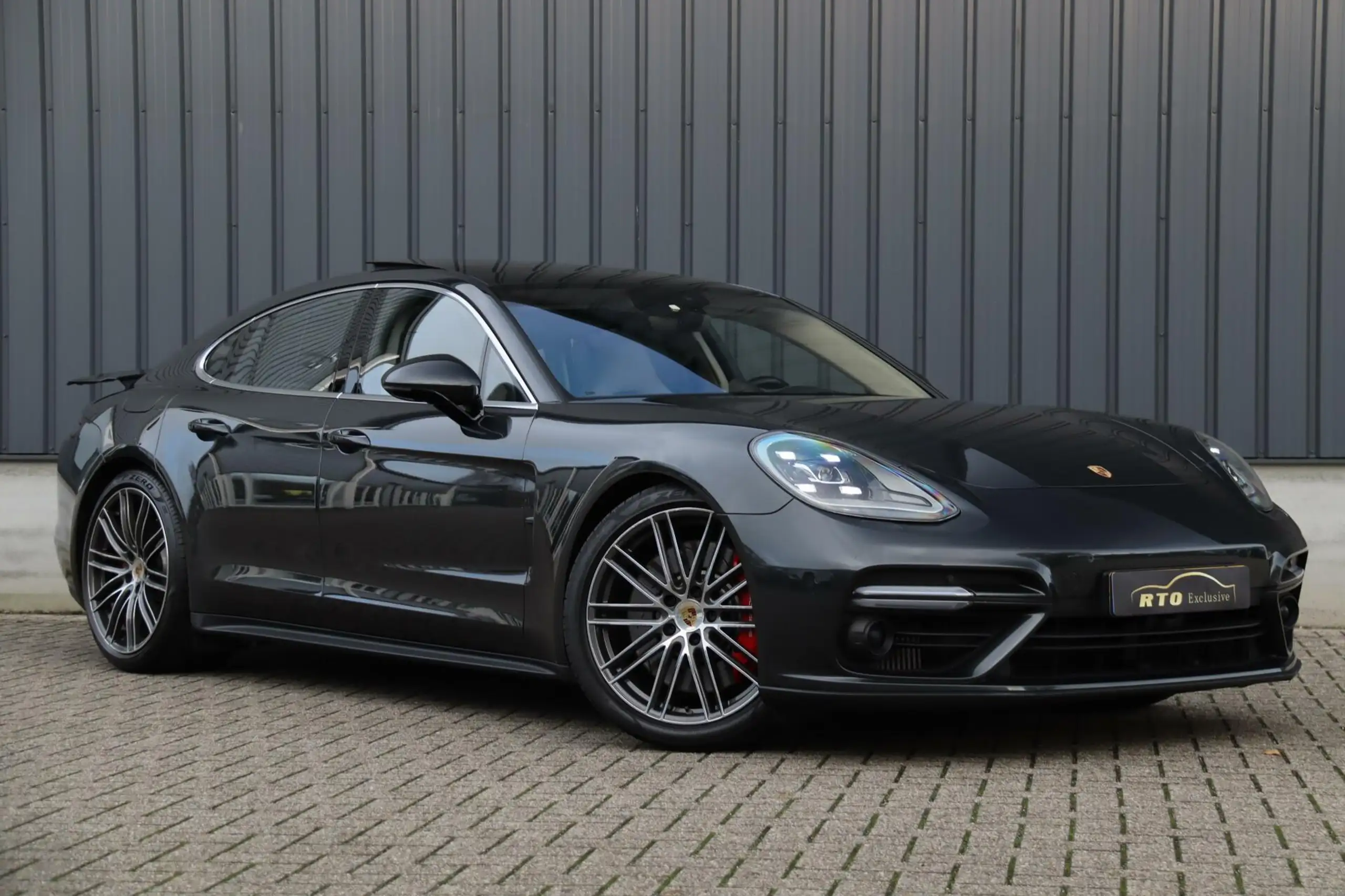 Porsche - Panamera