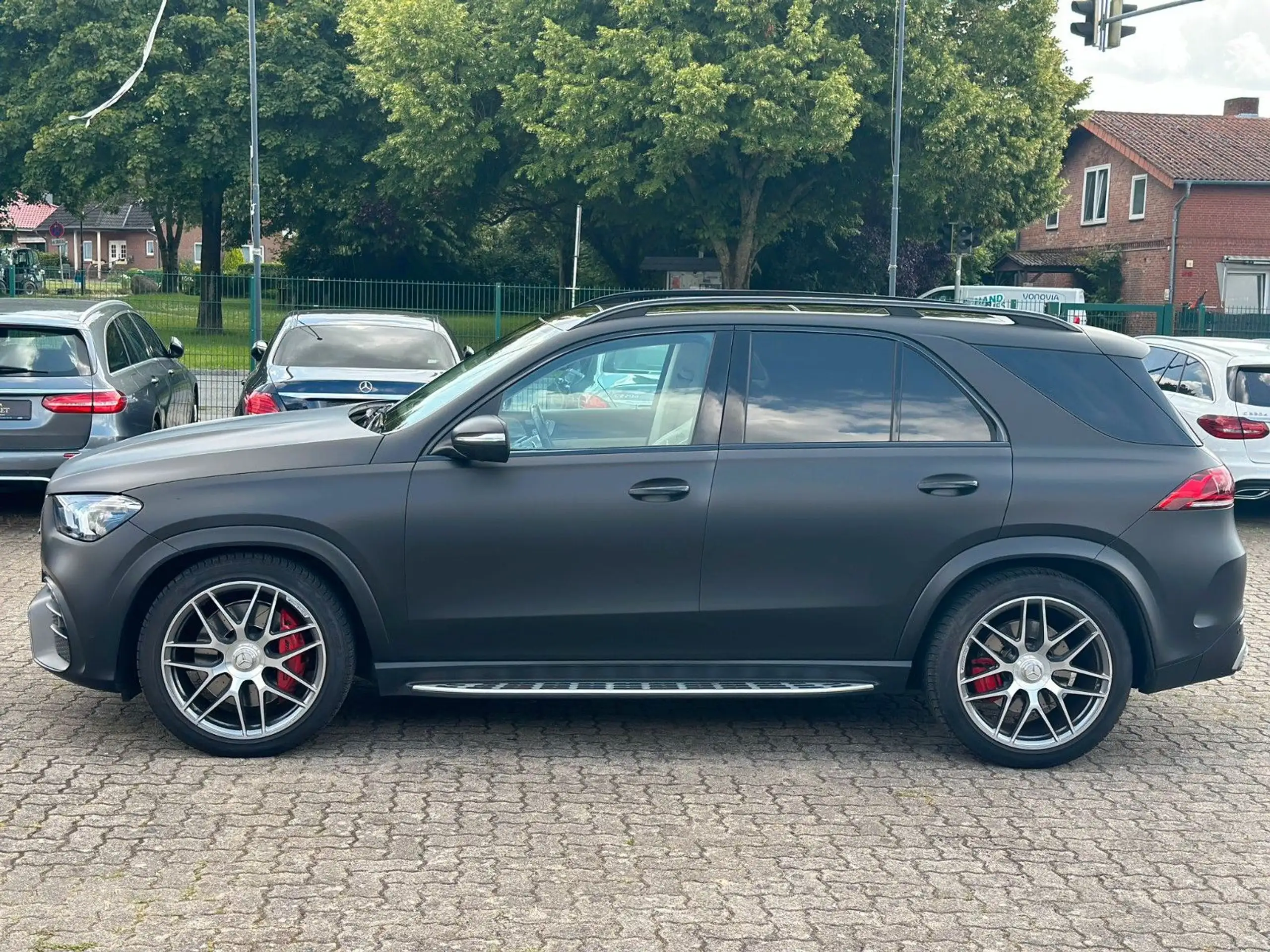 Mercedes-Benz - GLE 63 AMG