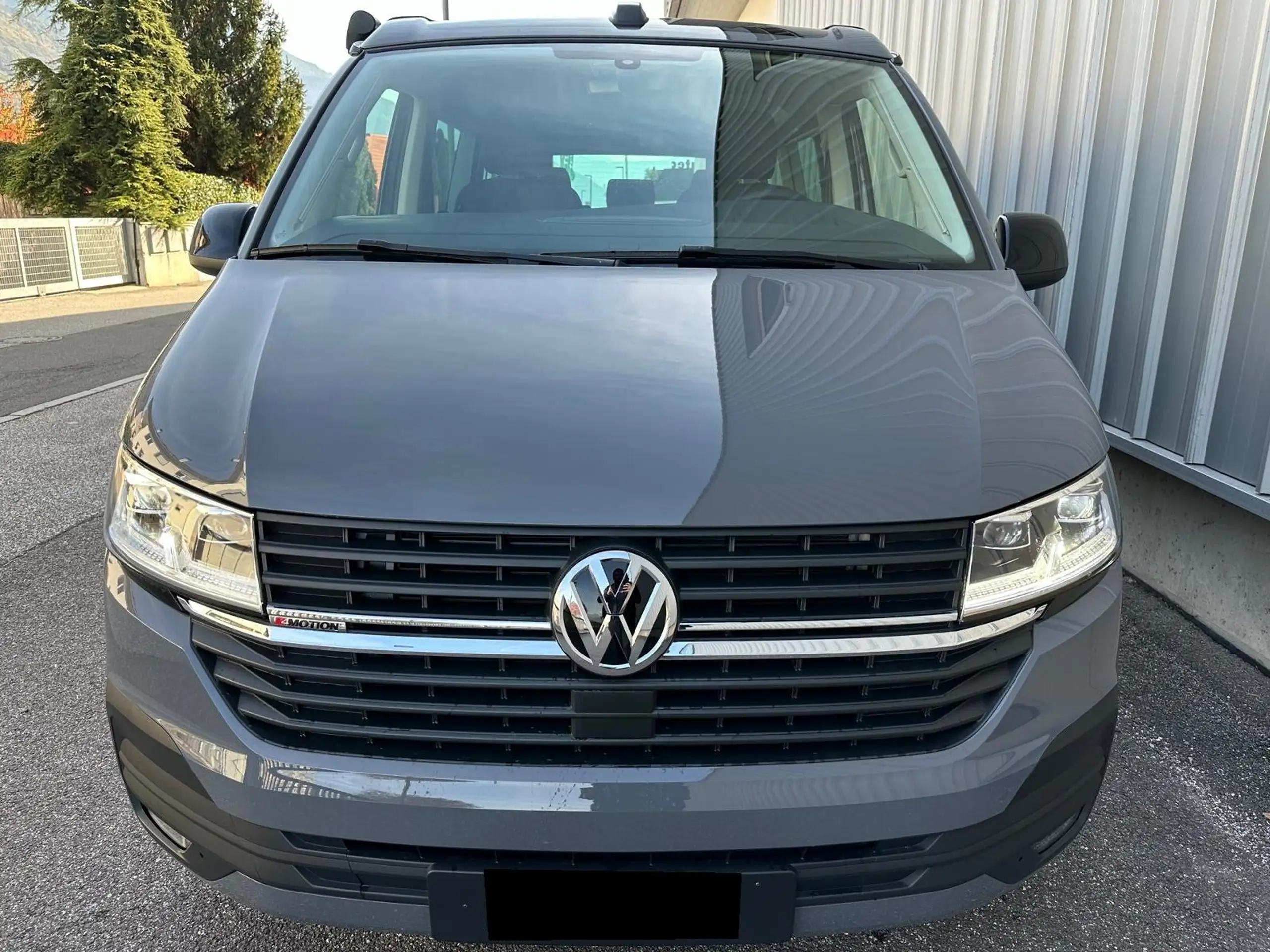 Volkswagen - T6.1 California