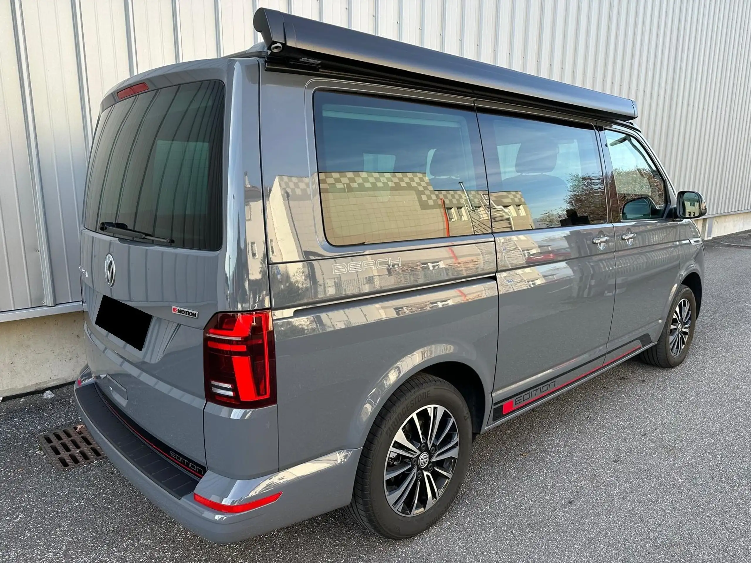 Volkswagen - T6.1 California