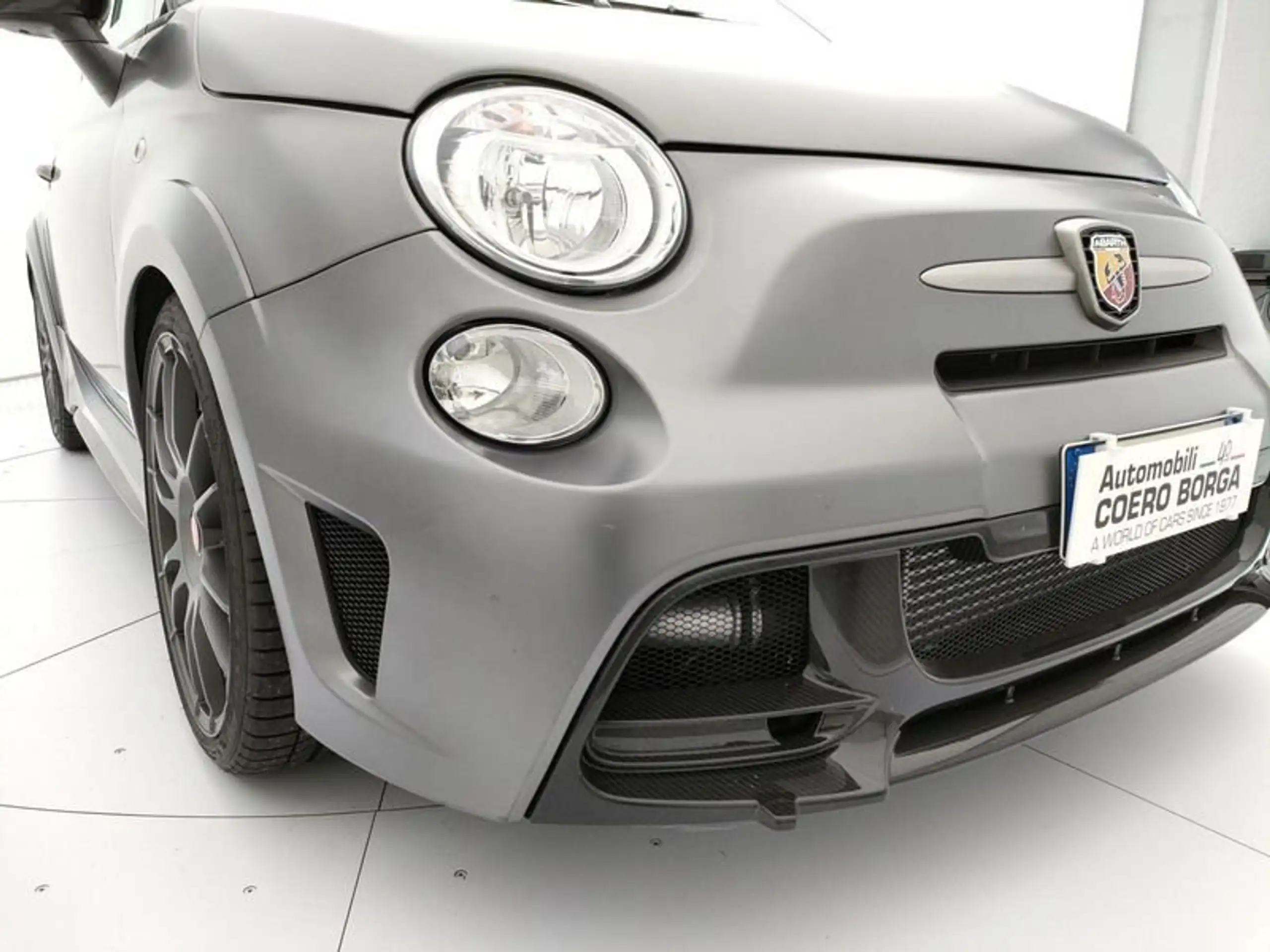 Abarth - 695