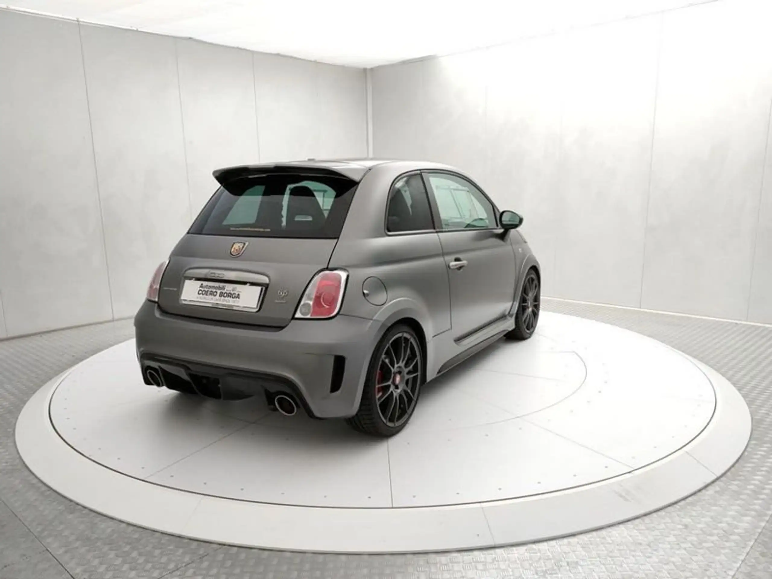 Abarth - 695