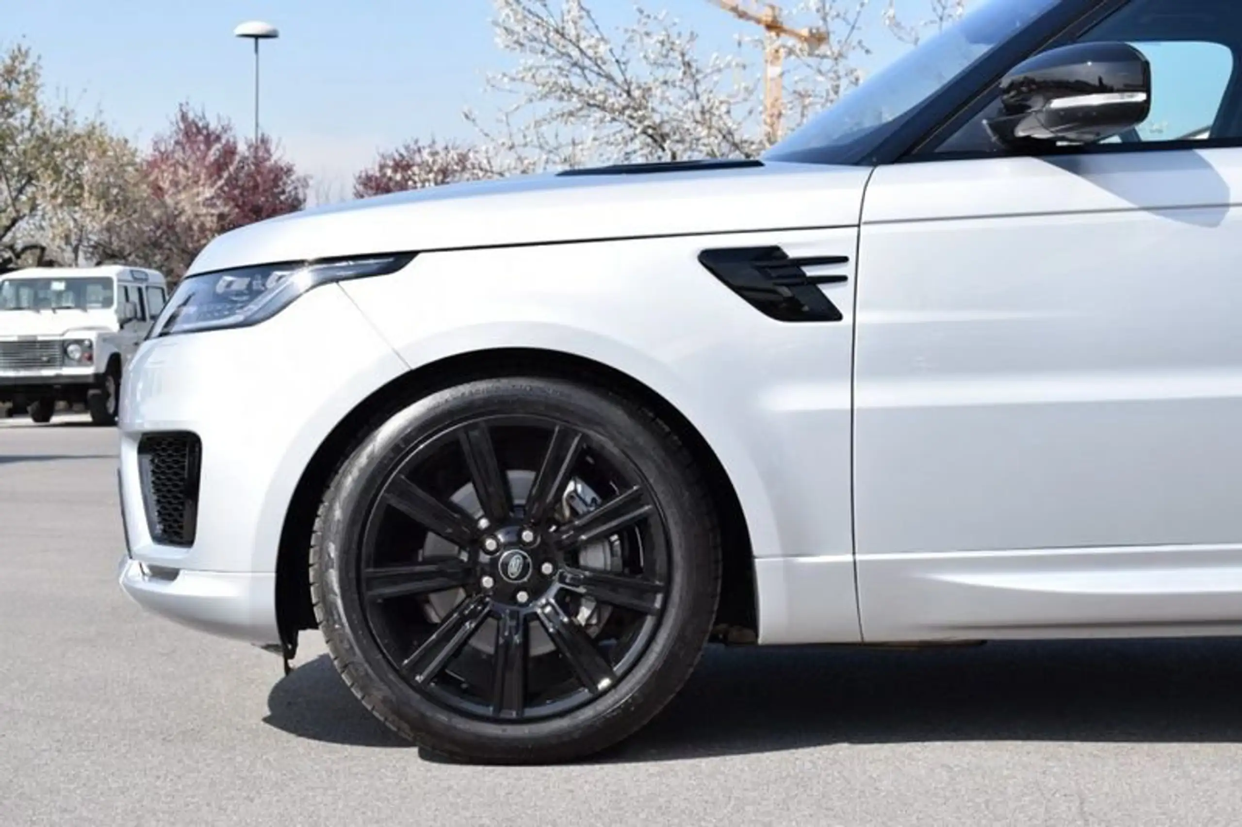 Land Rover - Range Rover Sport