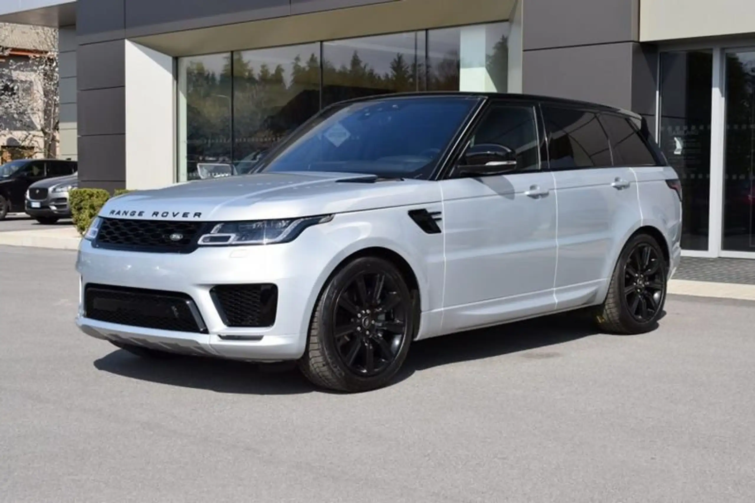 Land Rover - Range Rover Sport