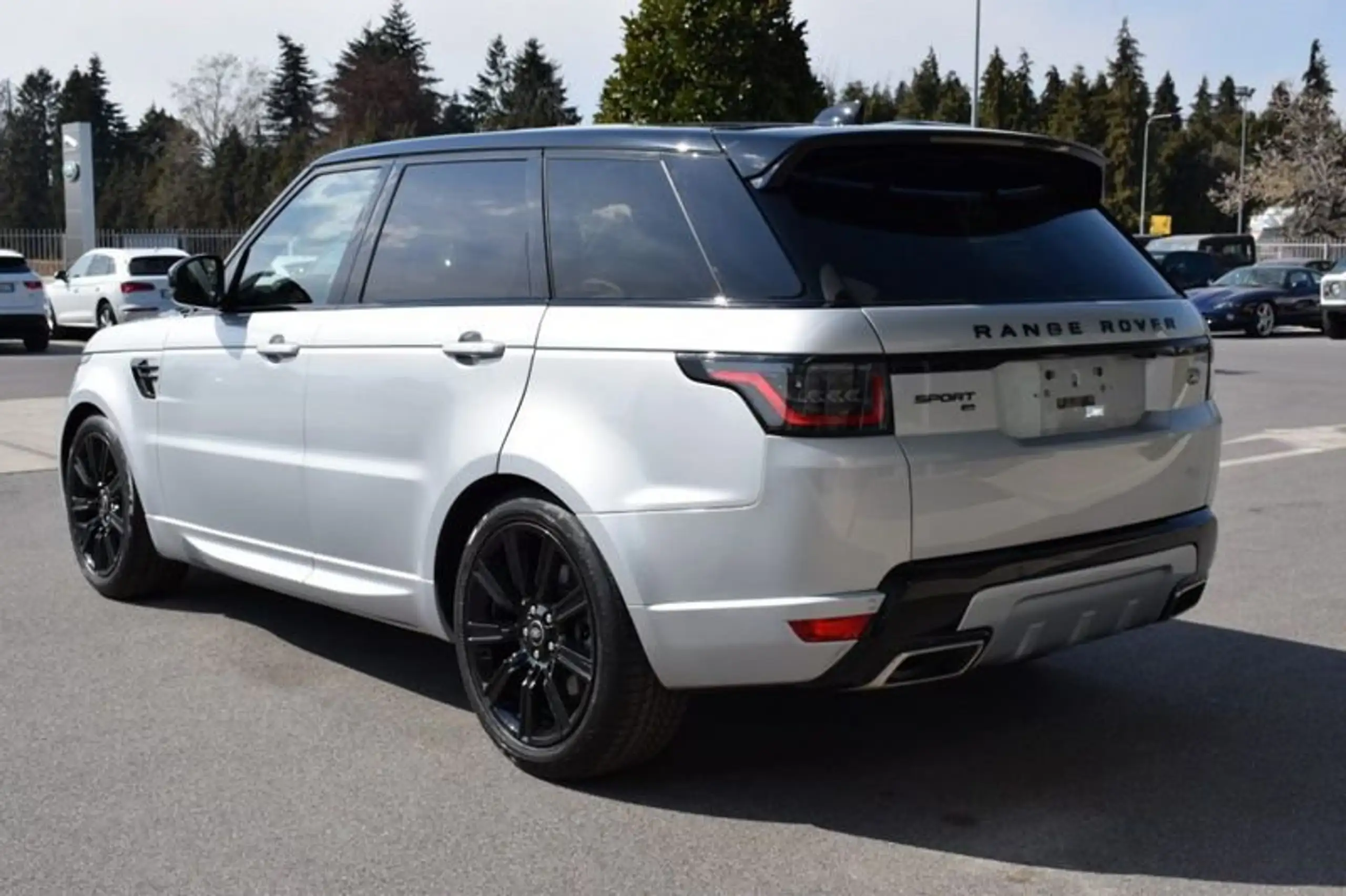 Land Rover - Range Rover Sport