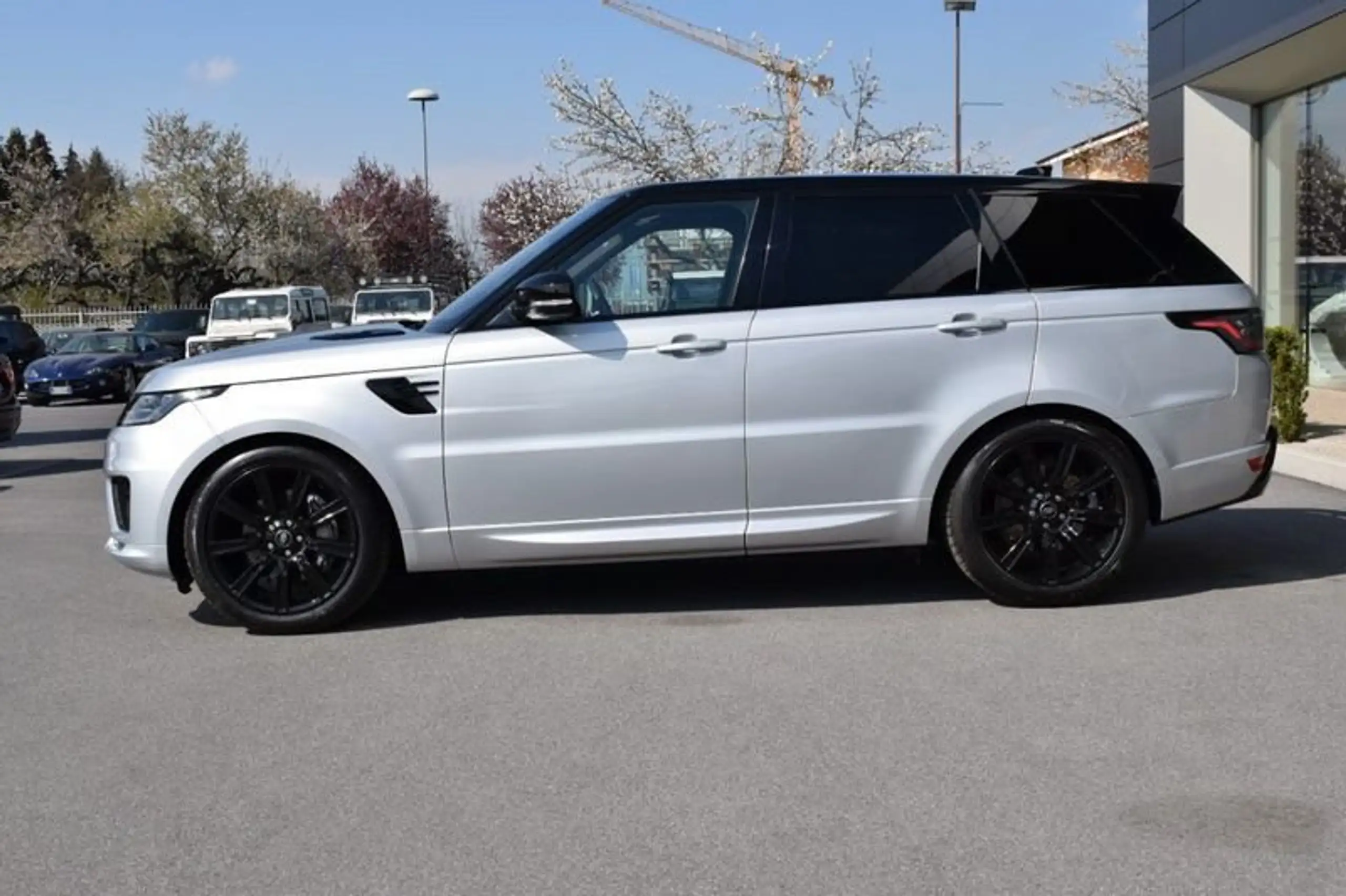 Land Rover - Range Rover Sport