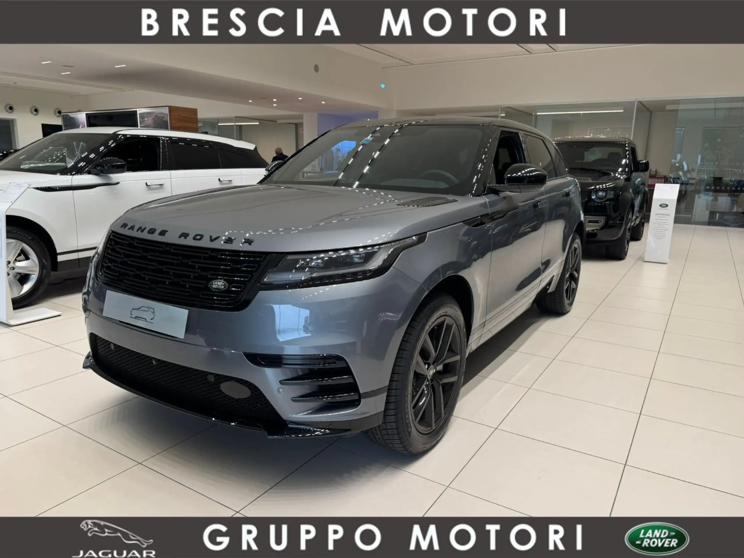 Land Rover - Range Rover Velar