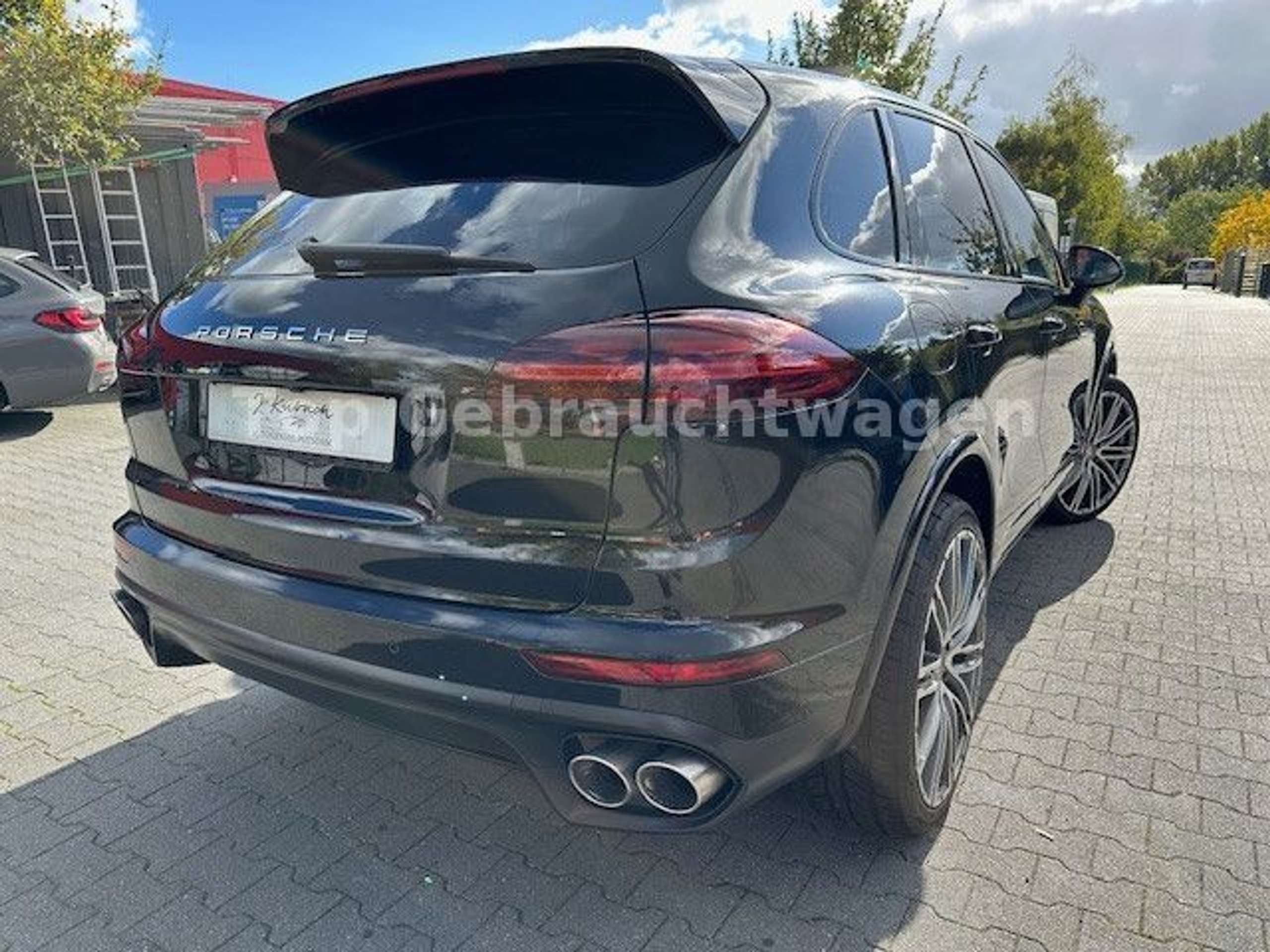 Porsche - Cayenne