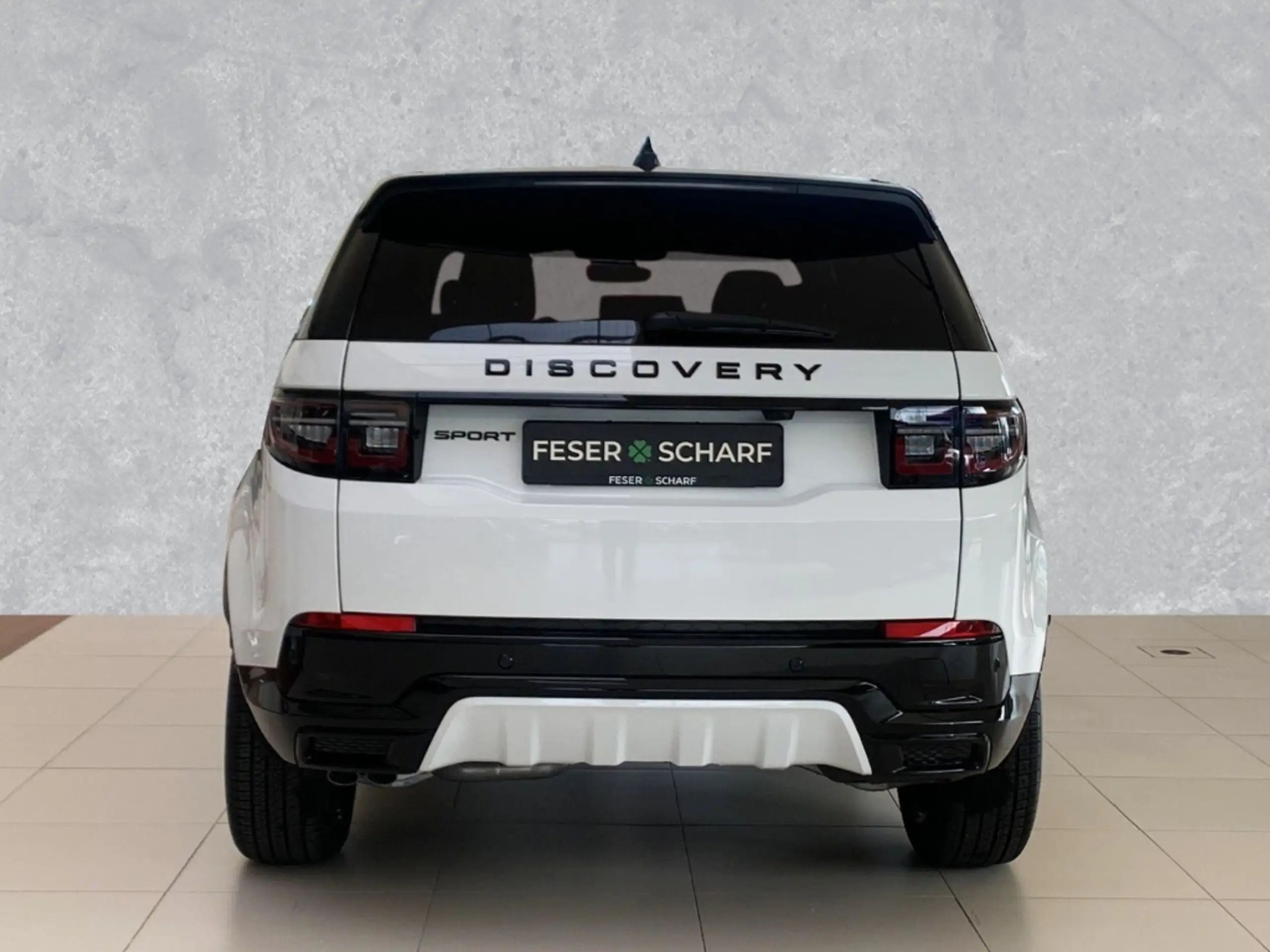 Land Rover - Discovery Sport