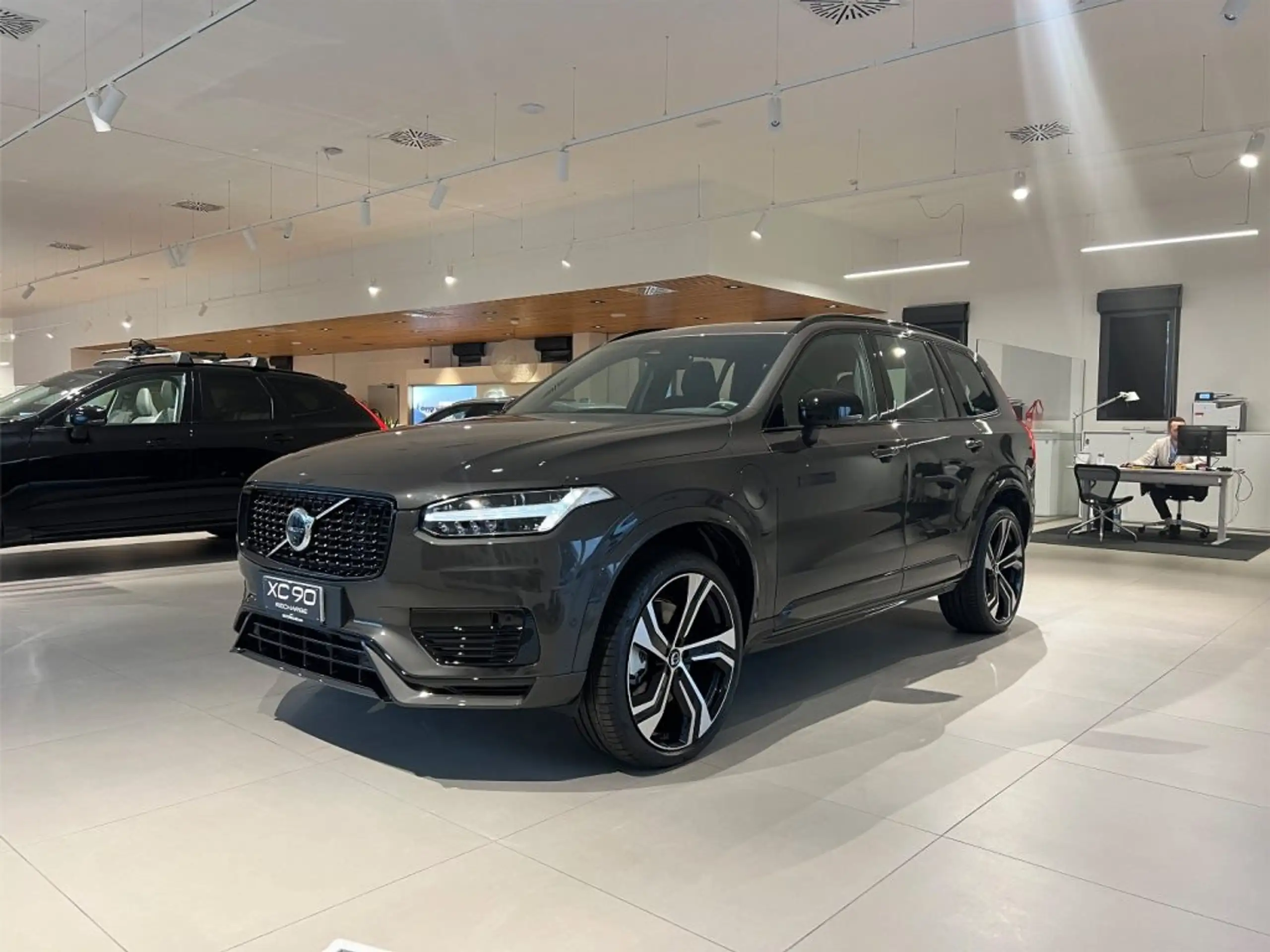 Volvo - XC90