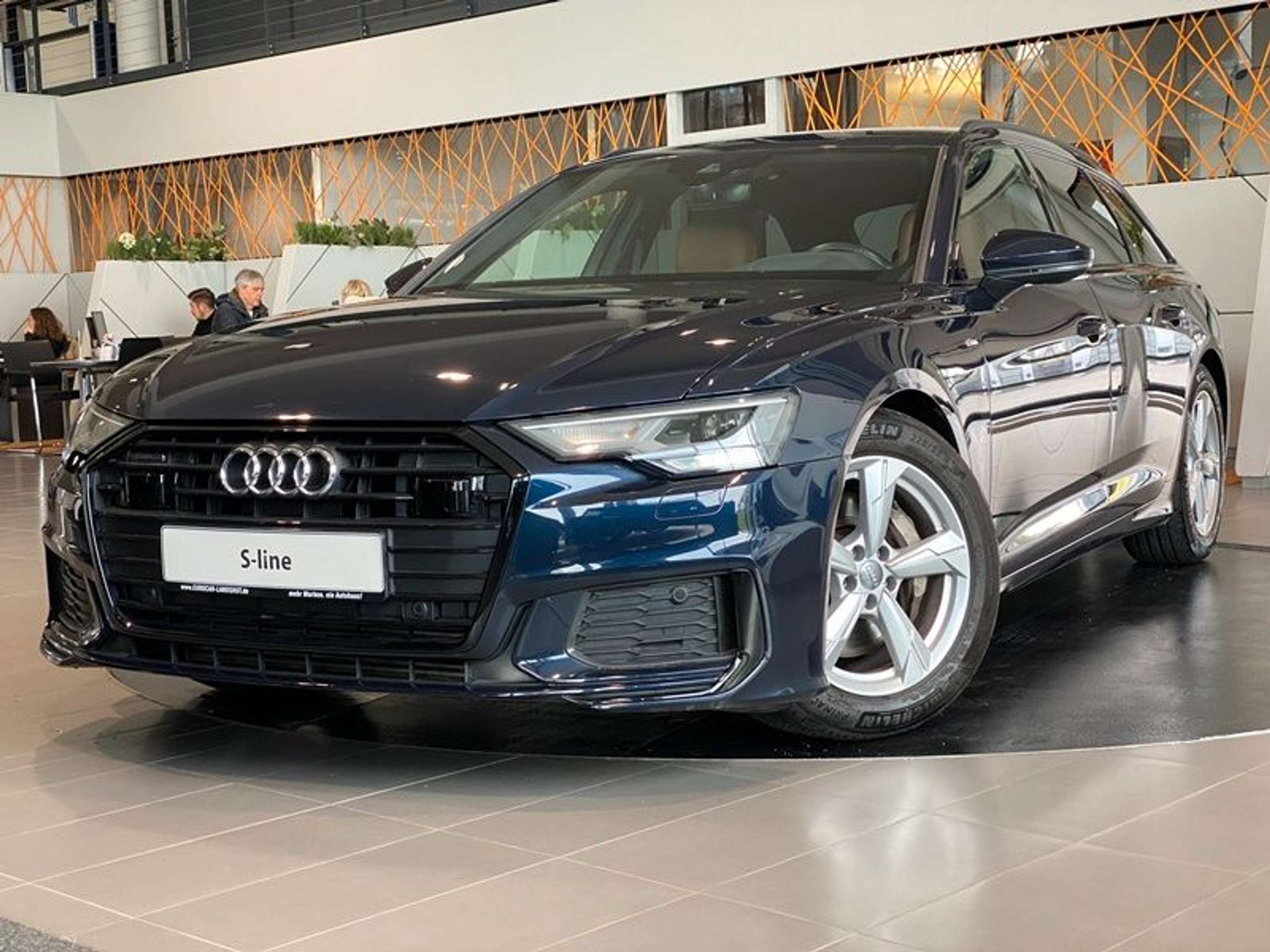 Audi - A6