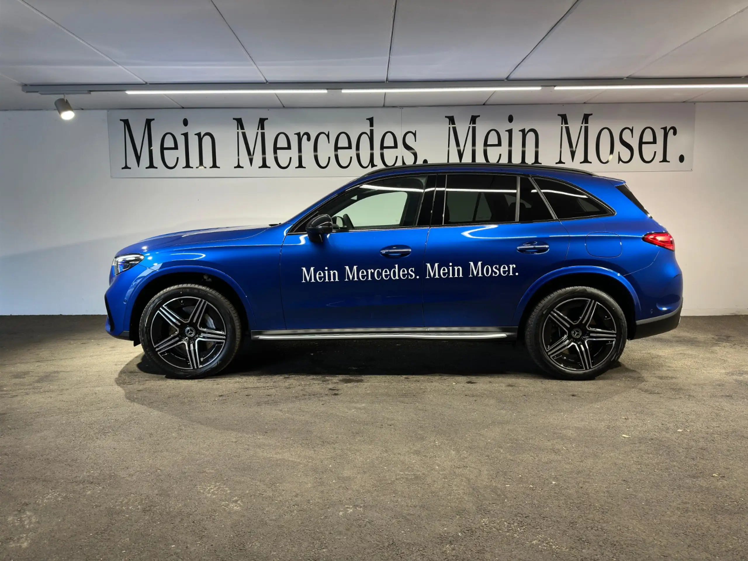 Mercedes-Benz - GLC 300