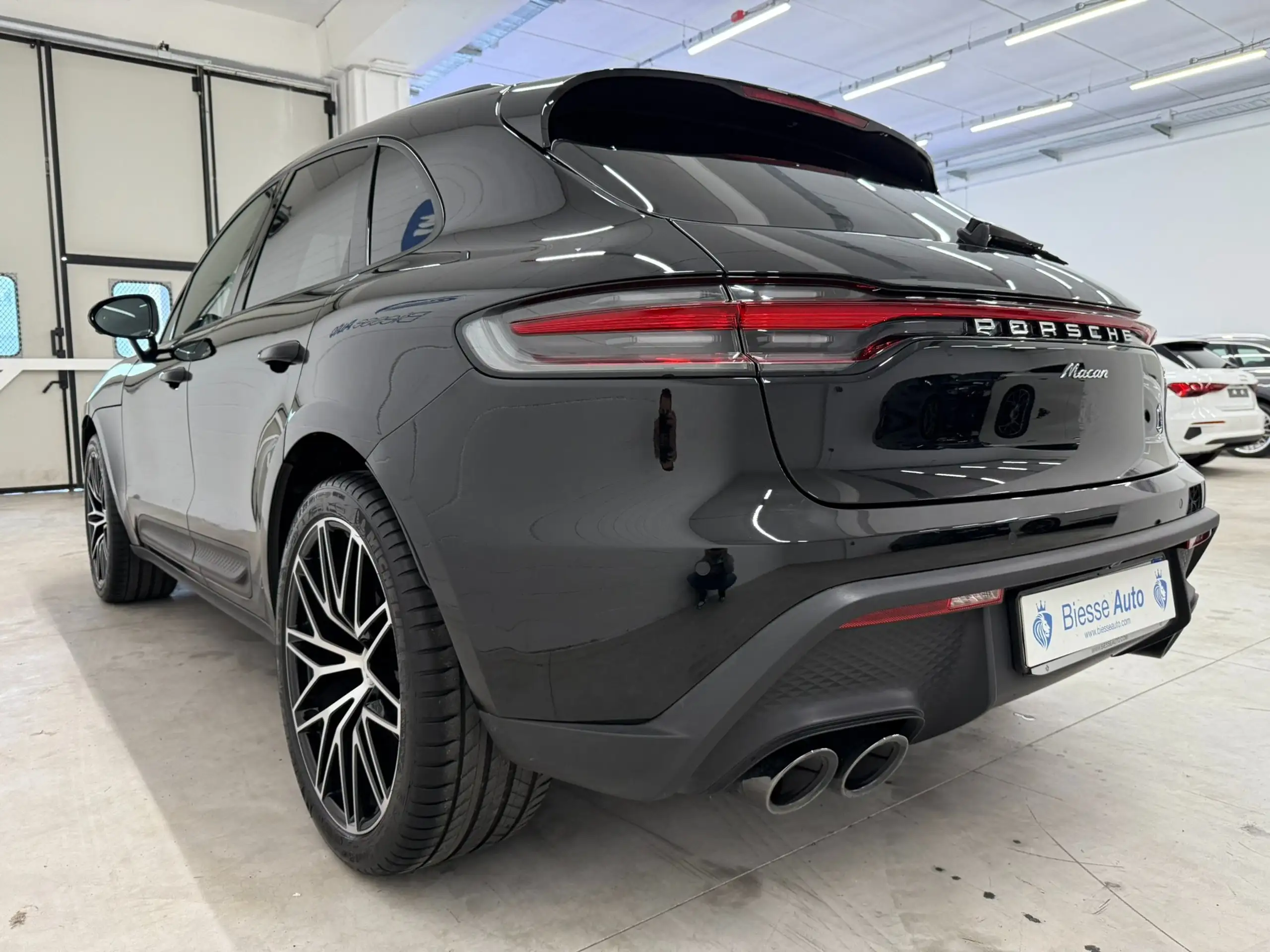 Porsche - Macan