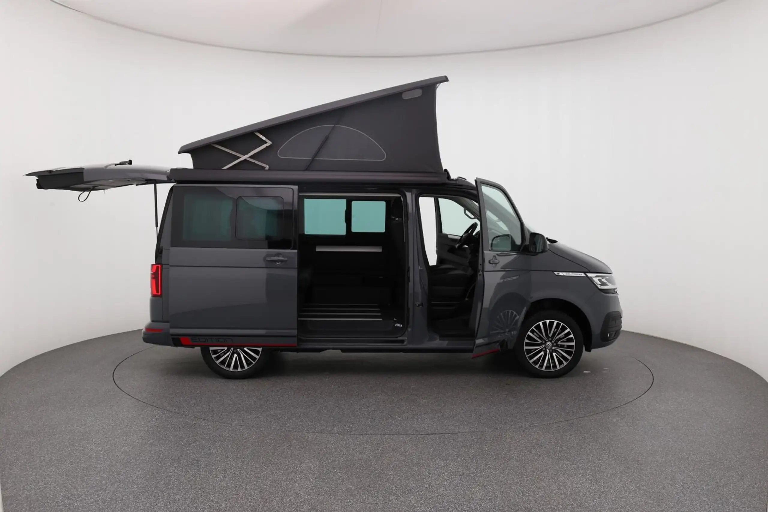 Volkswagen - T6.1 California