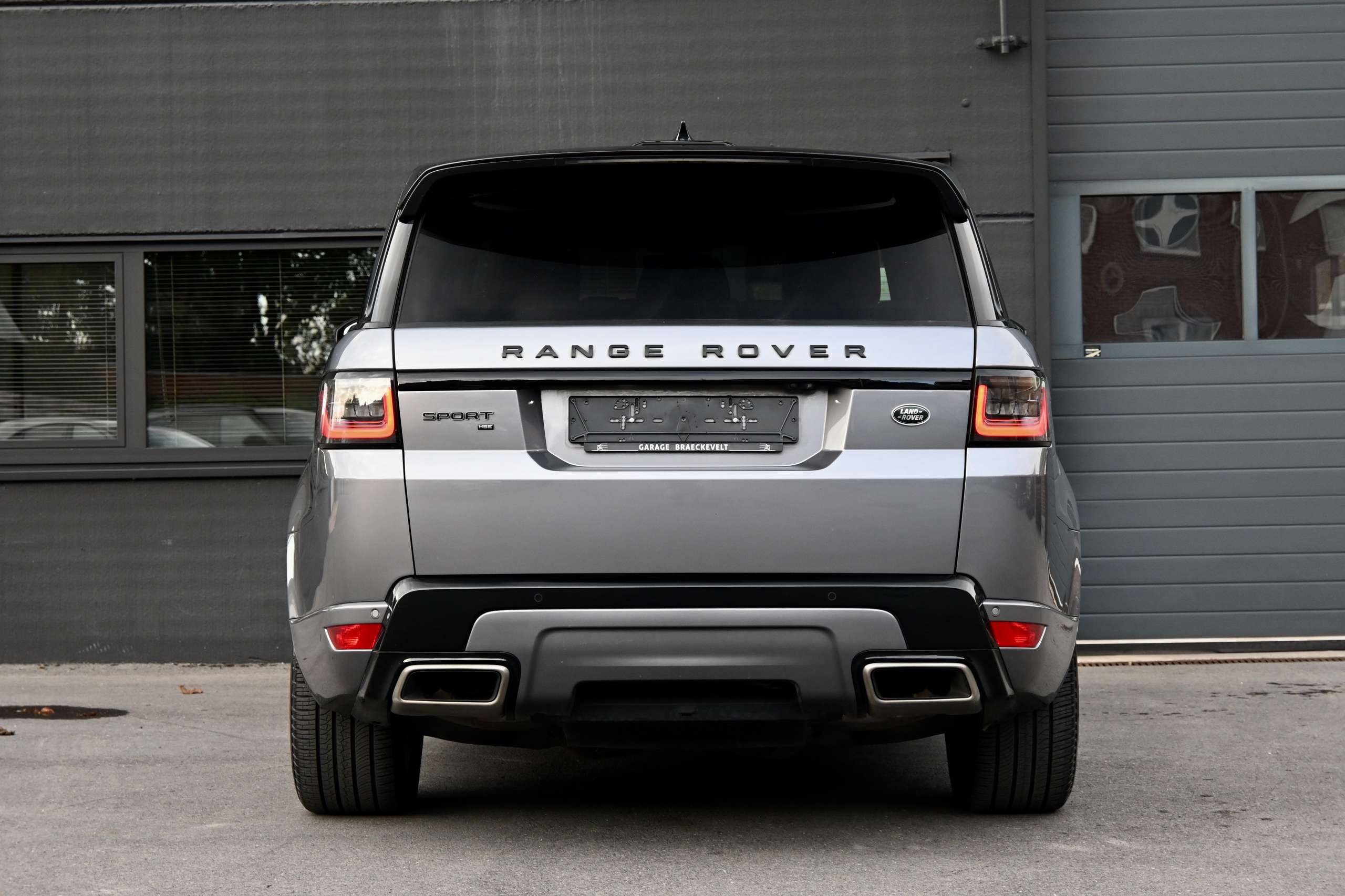 Land Rover - Range Rover Sport