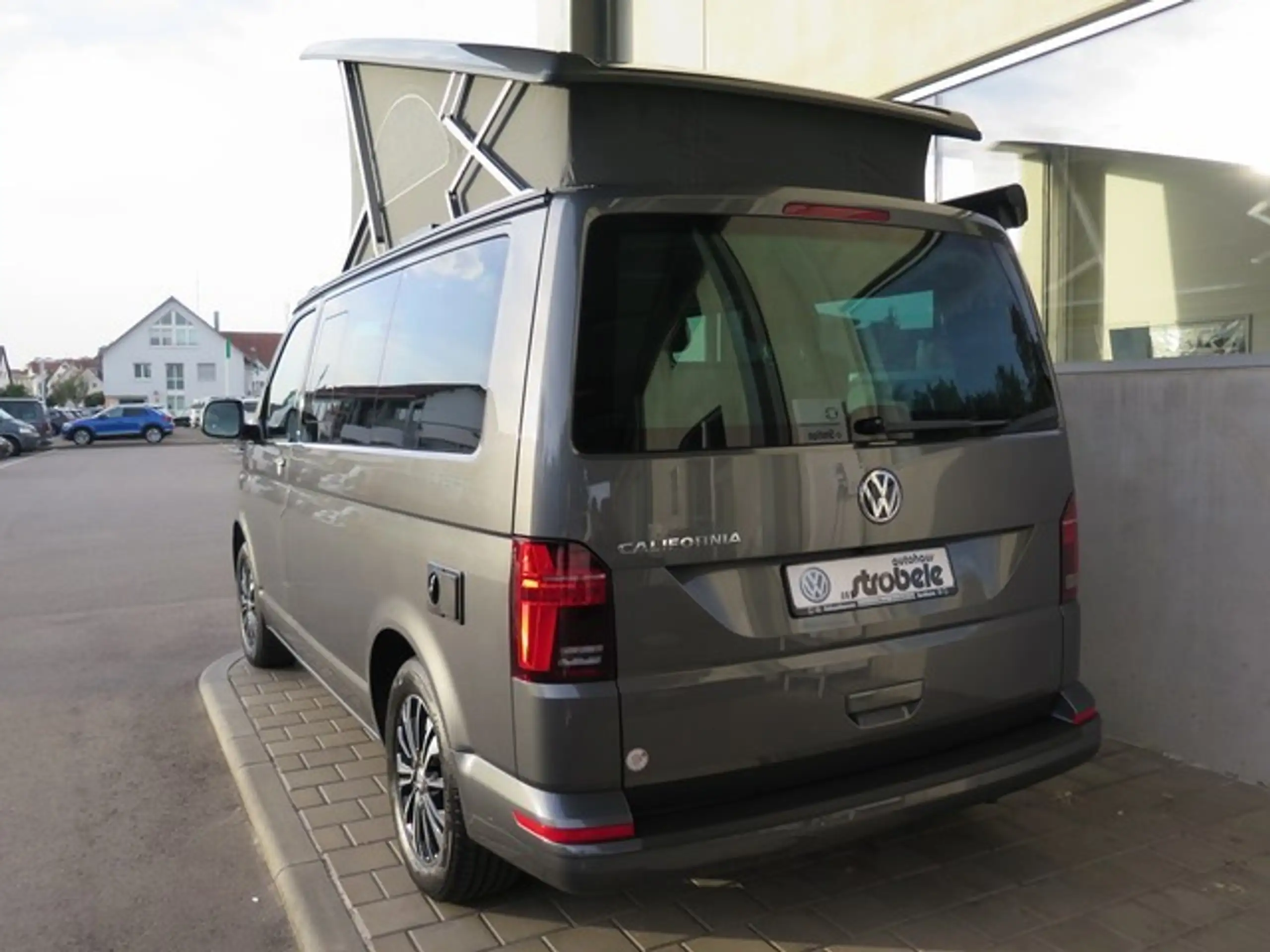 Volkswagen - T6.1 California