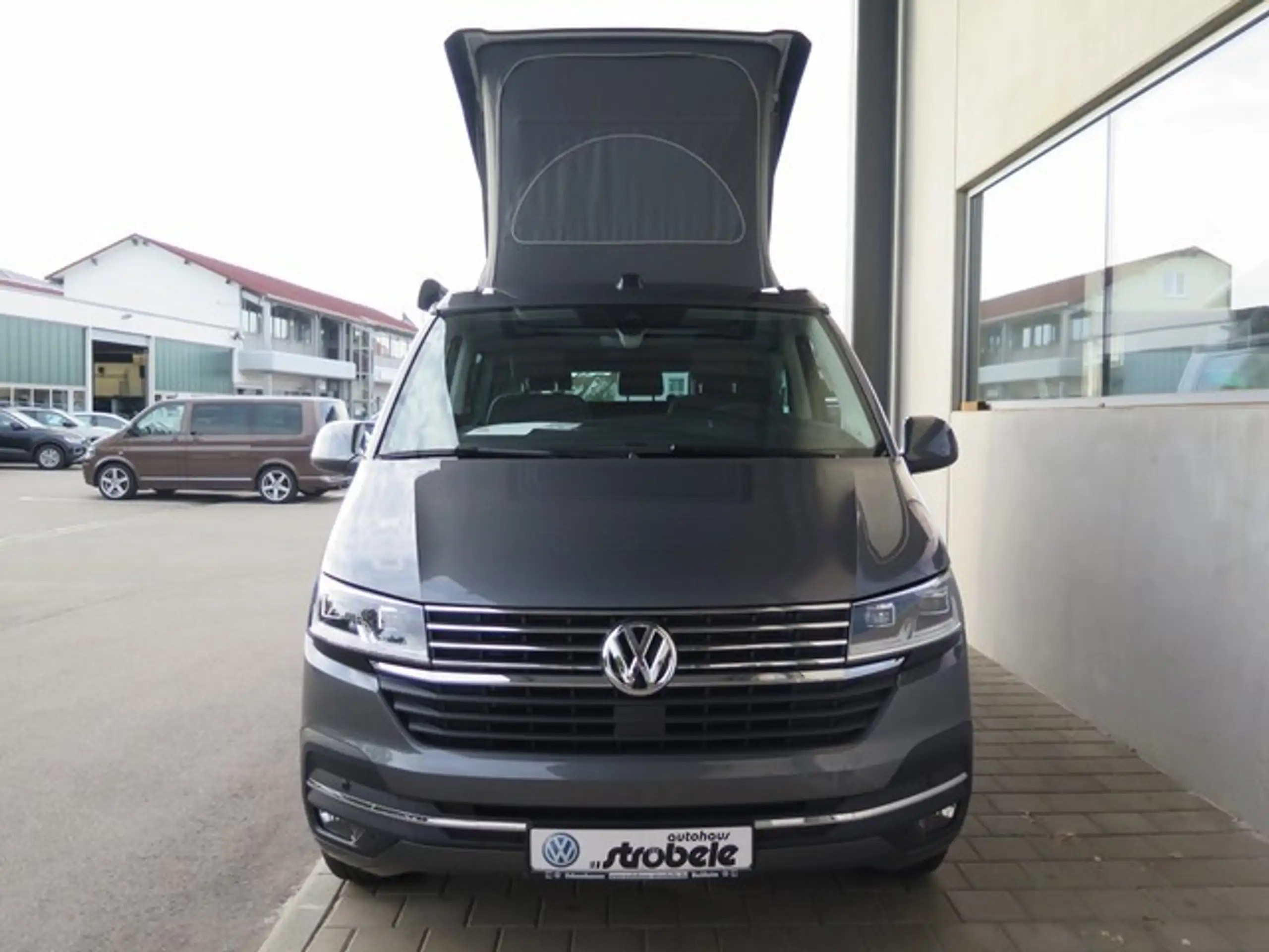 Volkswagen - T6.1 California