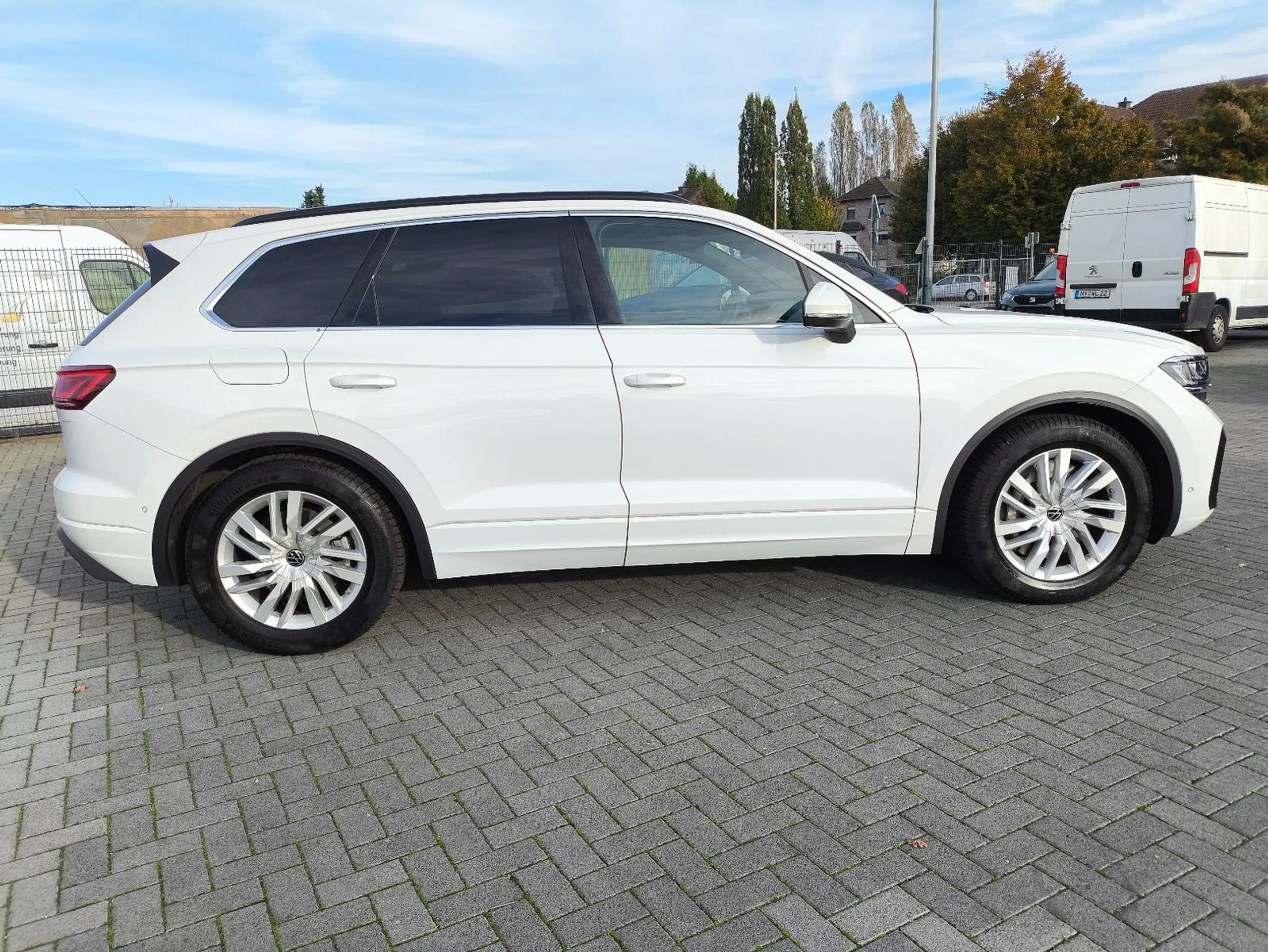 Volkswagen - Touareg