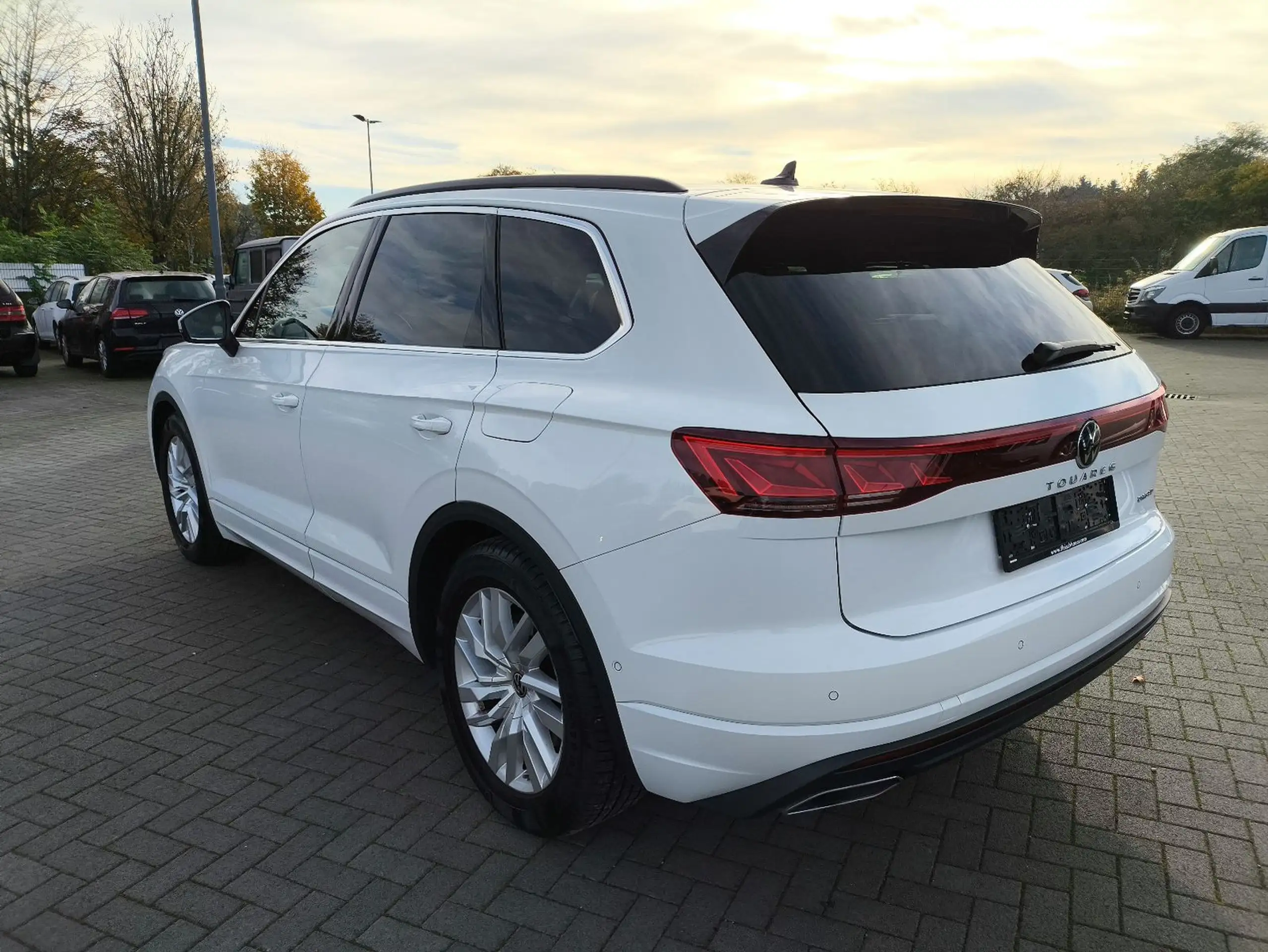 Volkswagen - Touareg