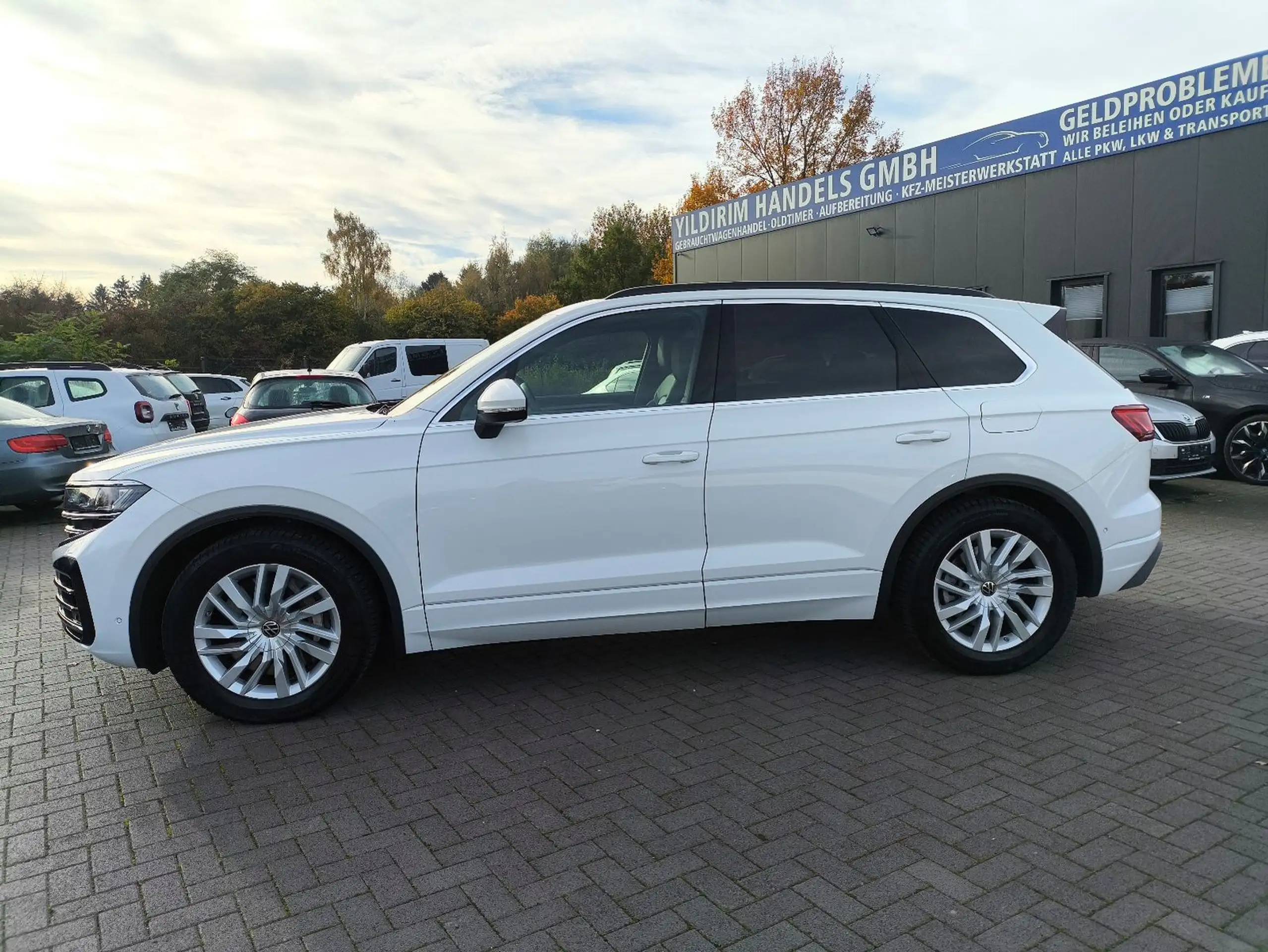 Volkswagen - Touareg