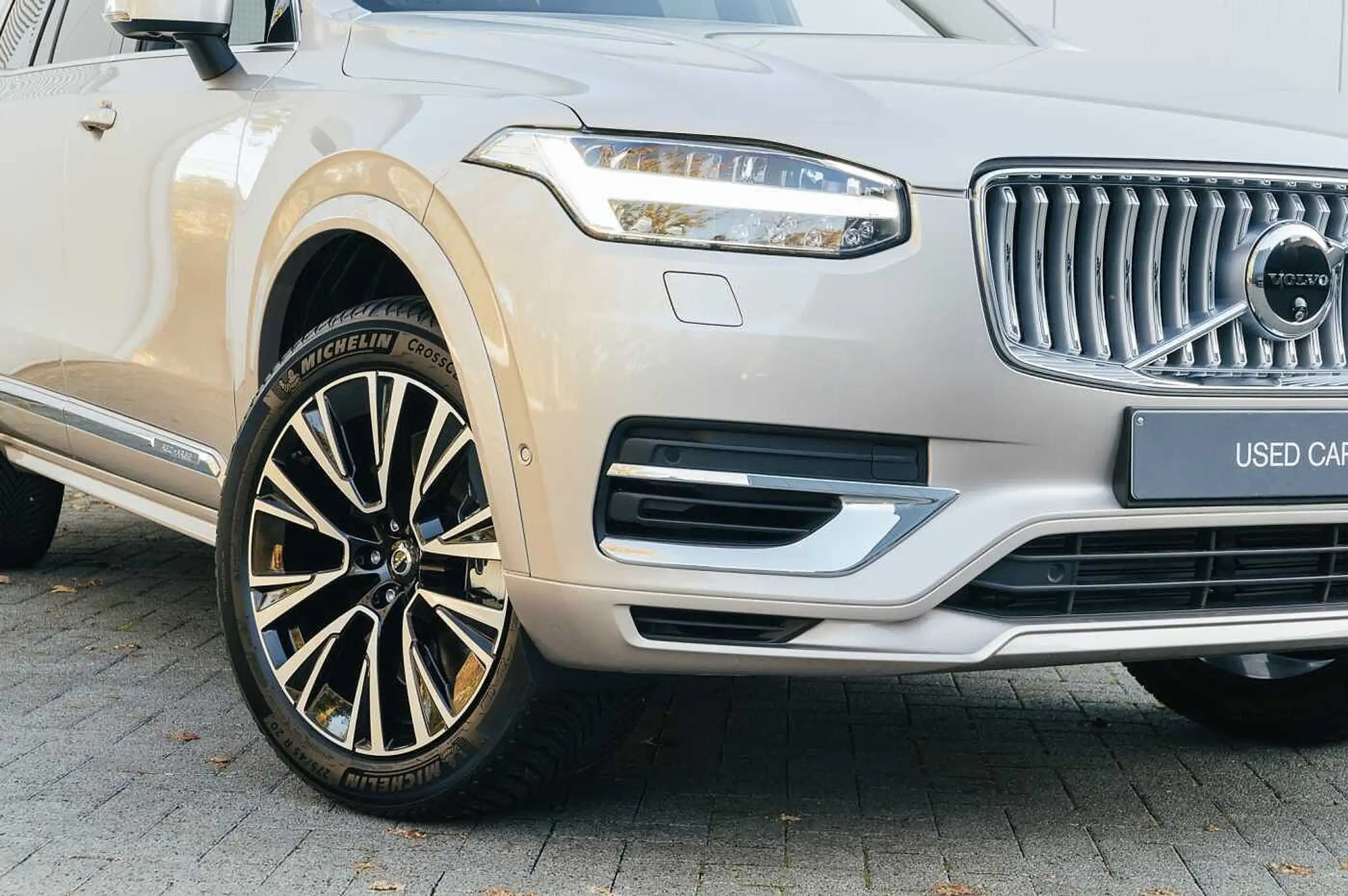 Volvo - XC90