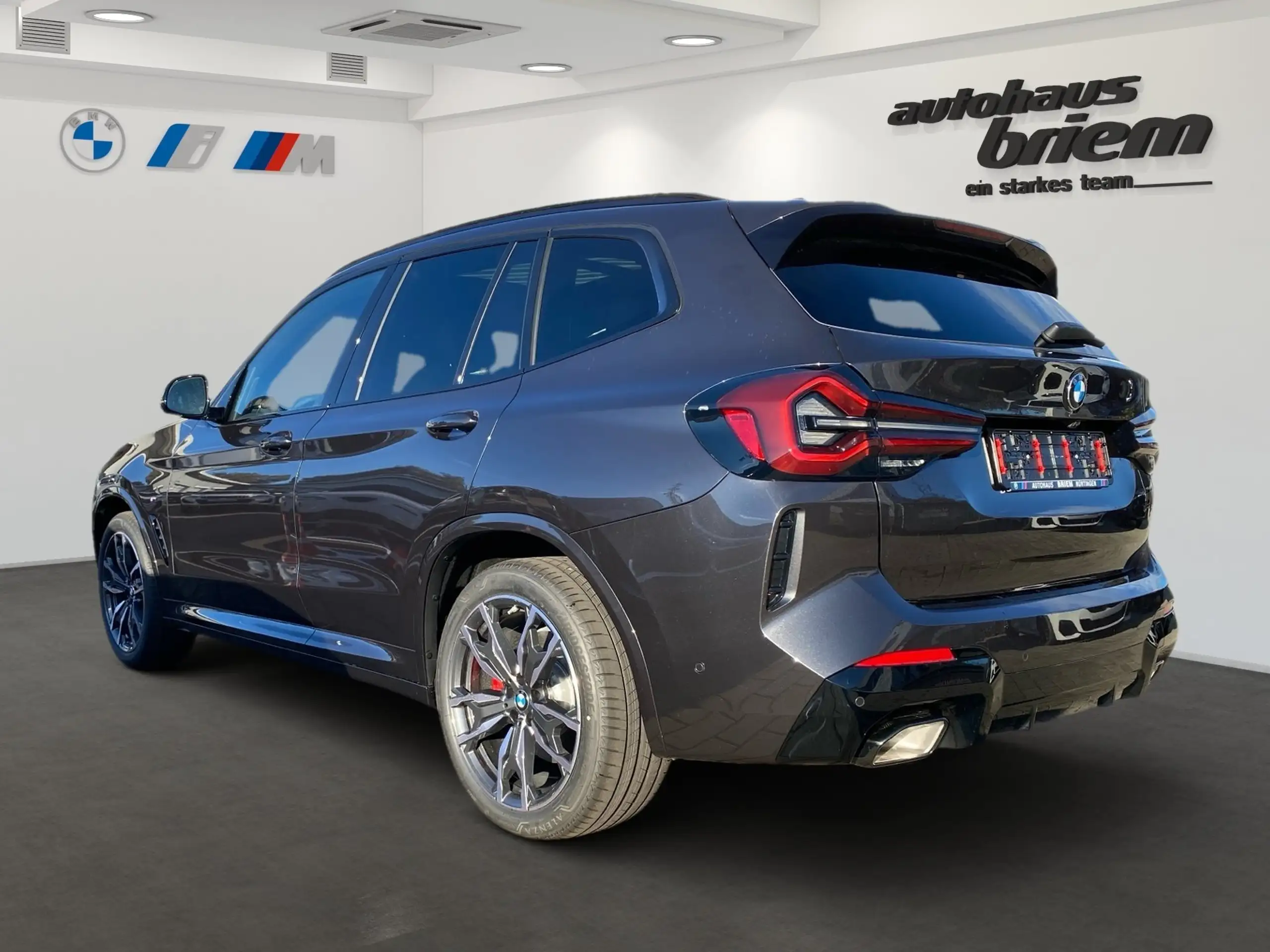 BMW - X3