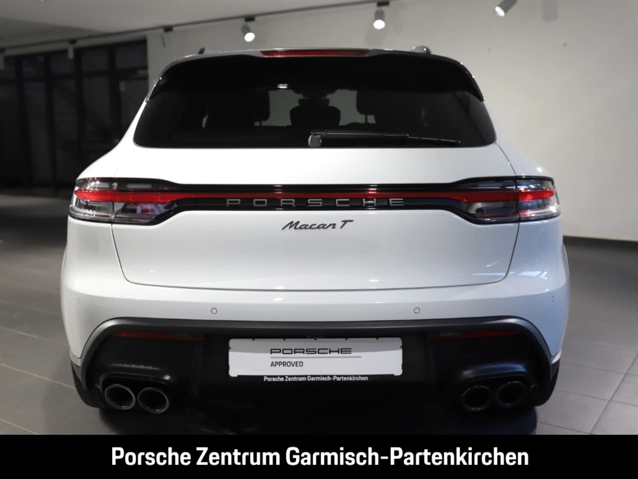 Porsche - Macan