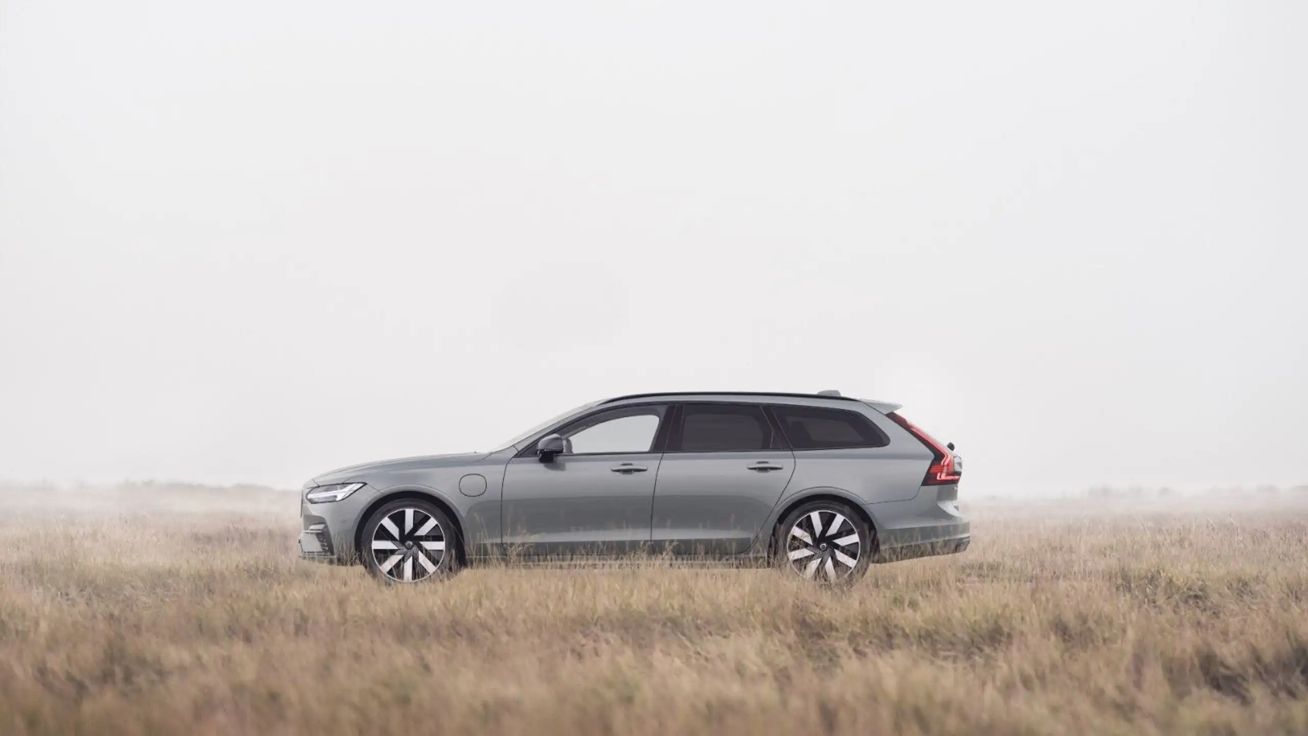 Volvo - V90