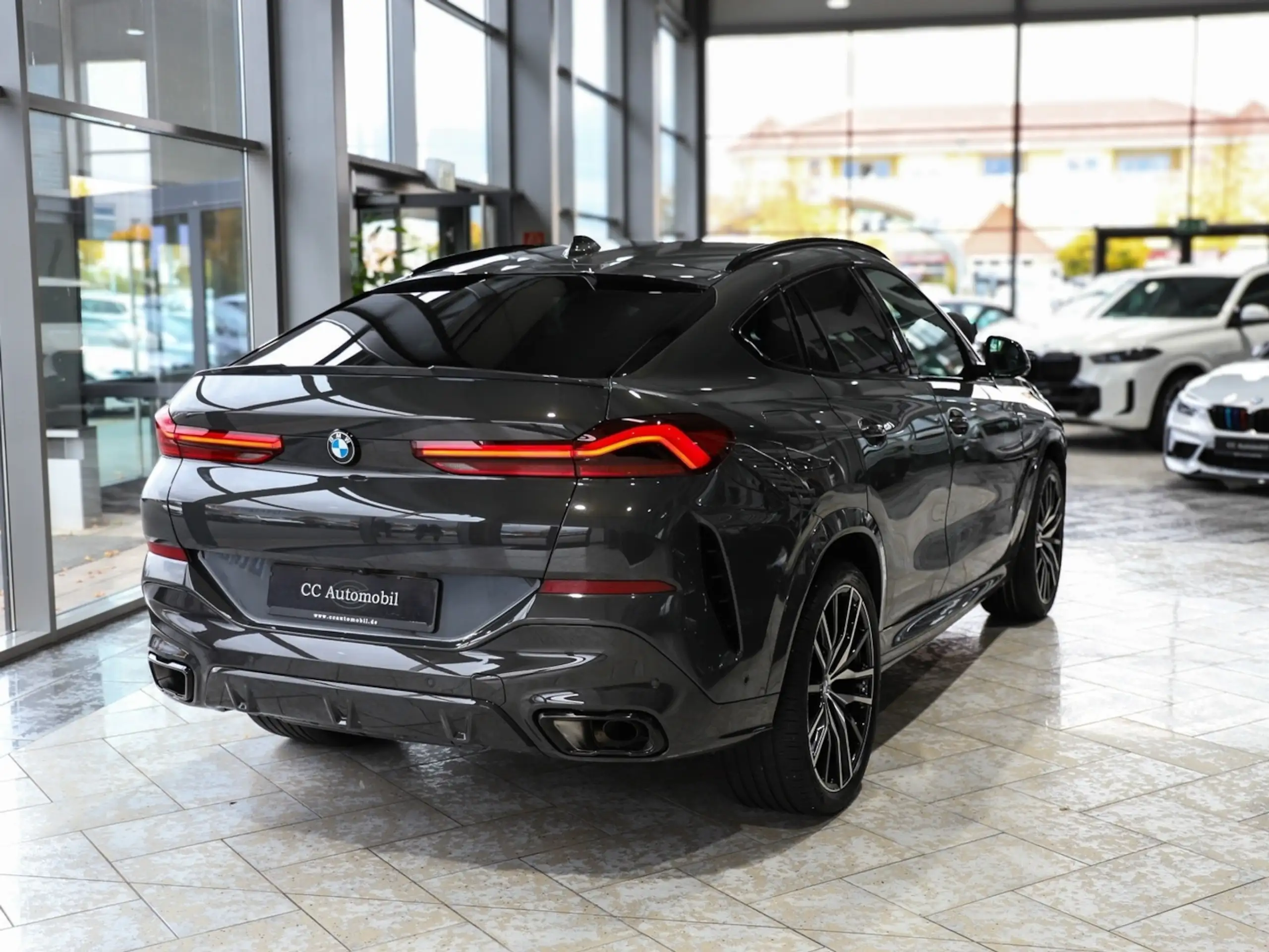 BMW - X6