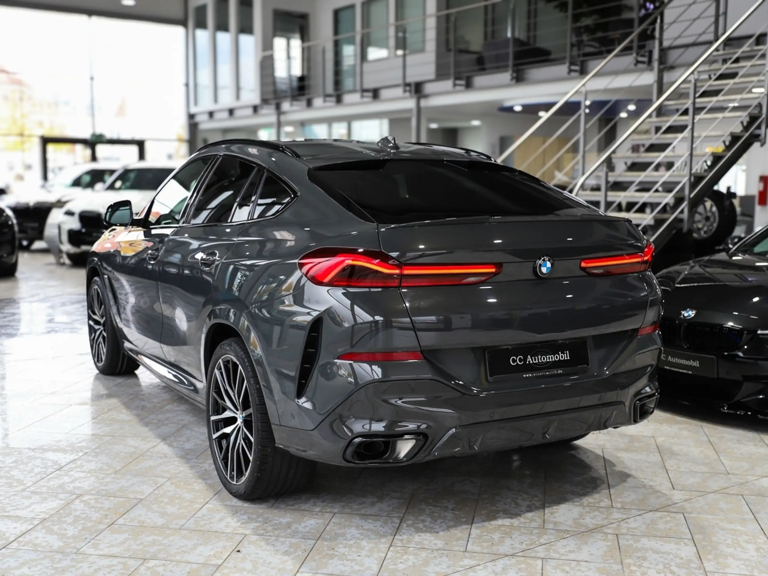 BMW - X6